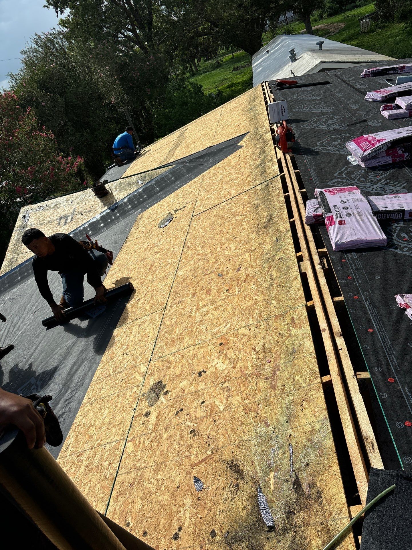 Residential Roofing Installation using Owen's Corning Duration (Lifetime) Shingles by Roof Repair Company