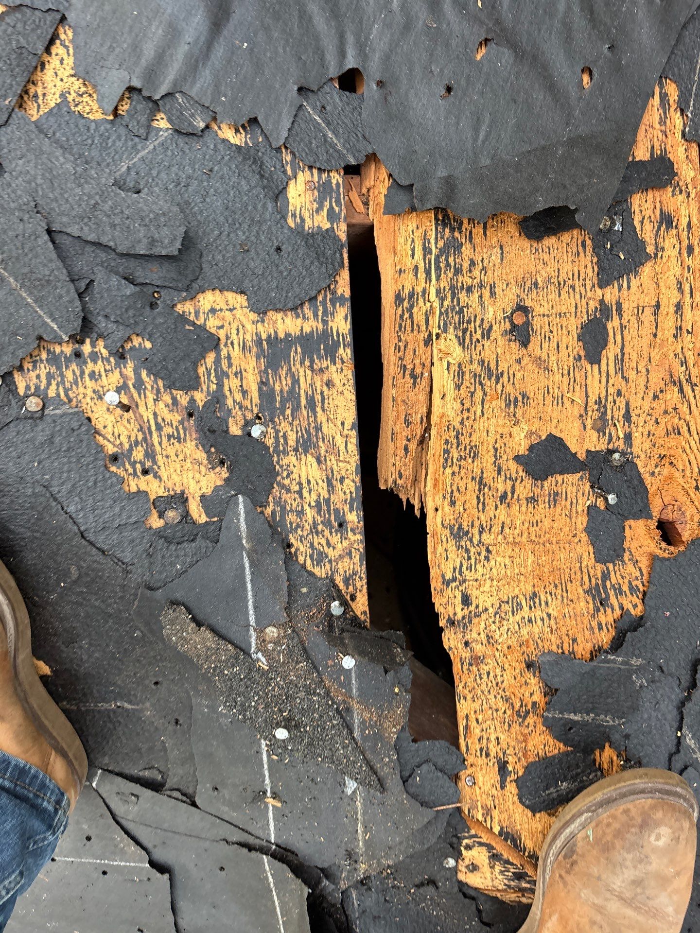 Roof Replacement Houston by Roof Repair Company