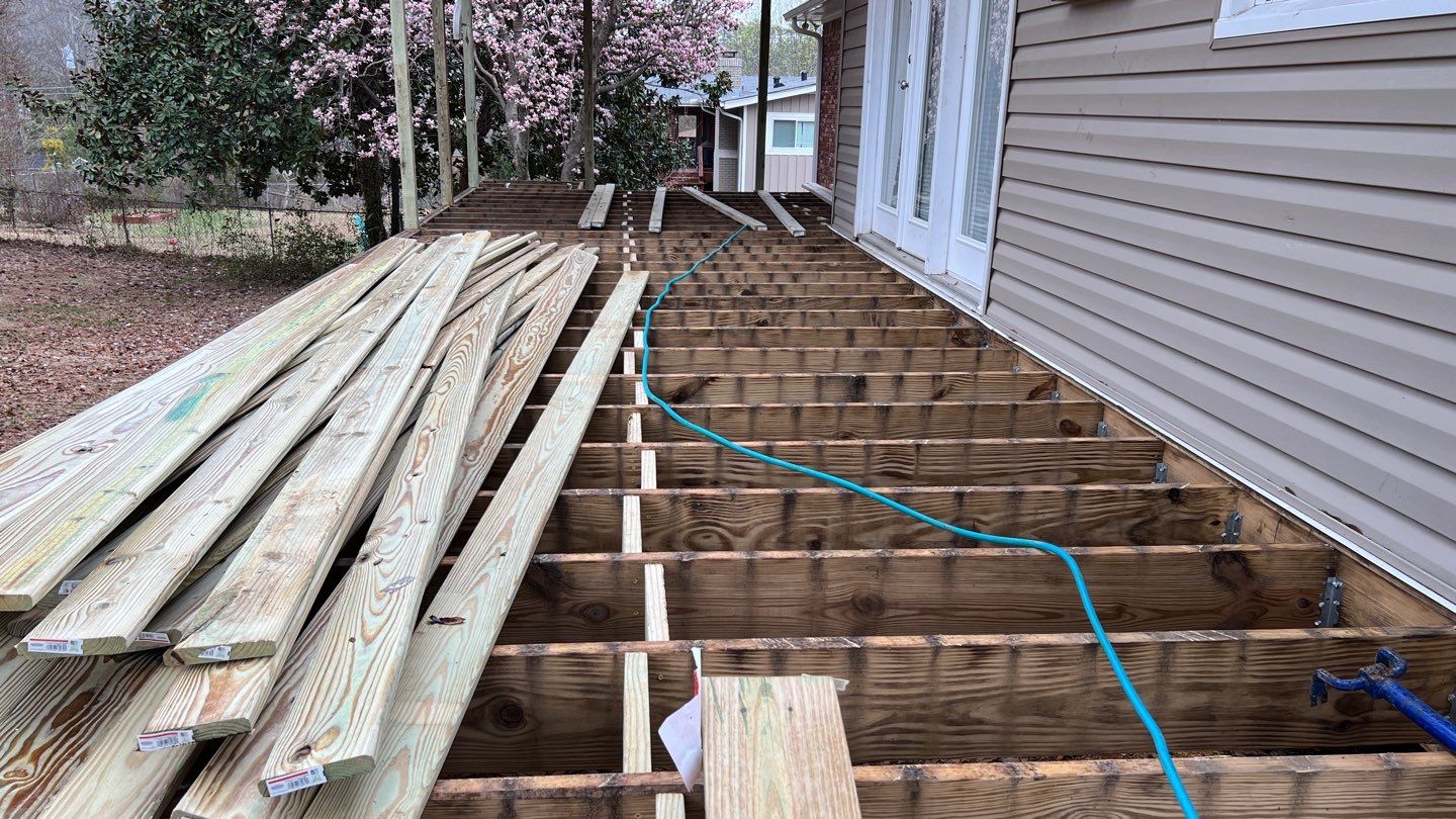 Oneal Drive - Deck by Pillar and Pine