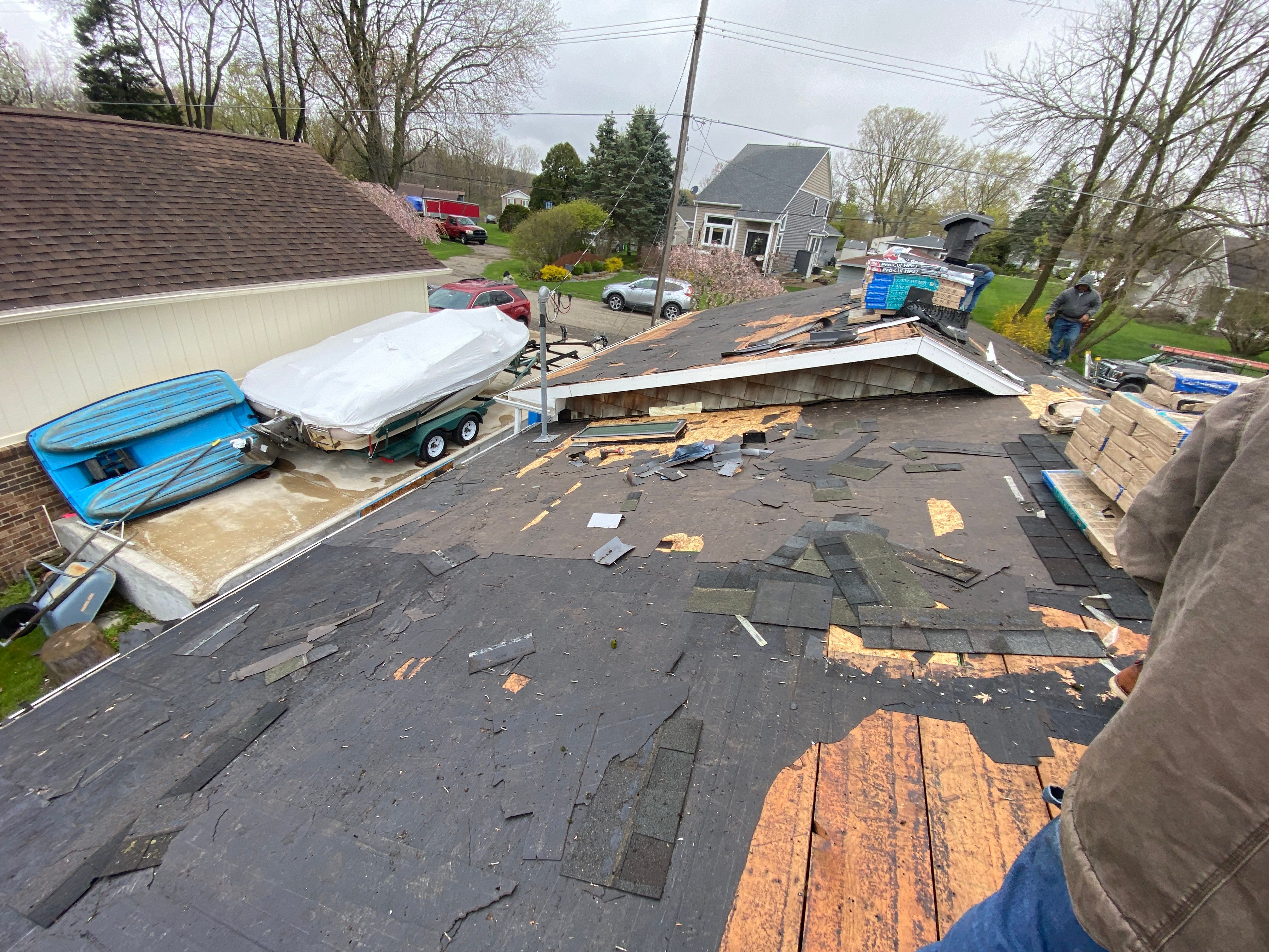 Roof Replacement using CertainTeed Landmark by 180 Contractors