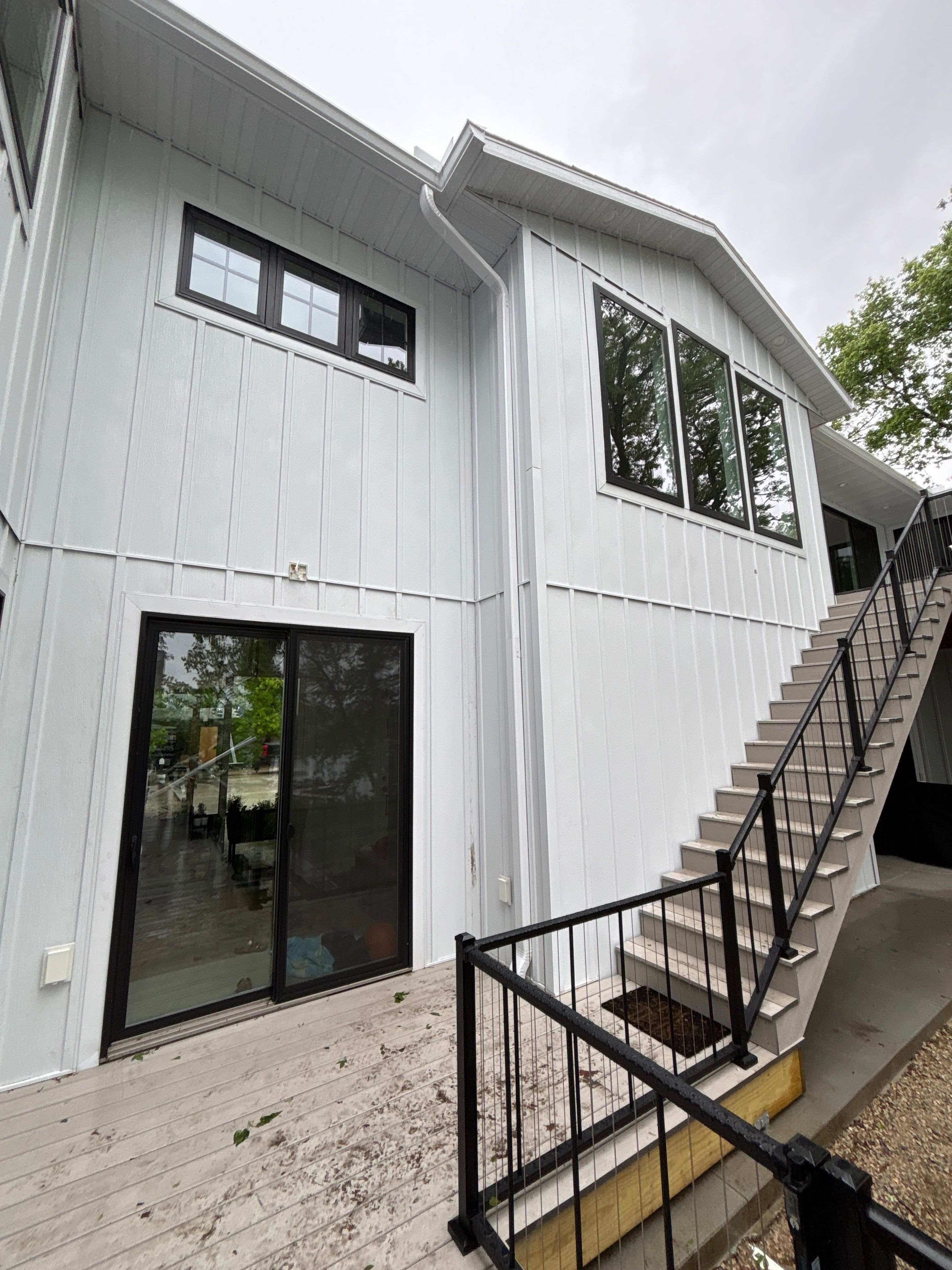 6-Inch White Seamless Gutters with Leaf Blaster Pro Gutter Covers – Cold Spring, MN by Next Level Seamless Gutters / Exteriors Inc.