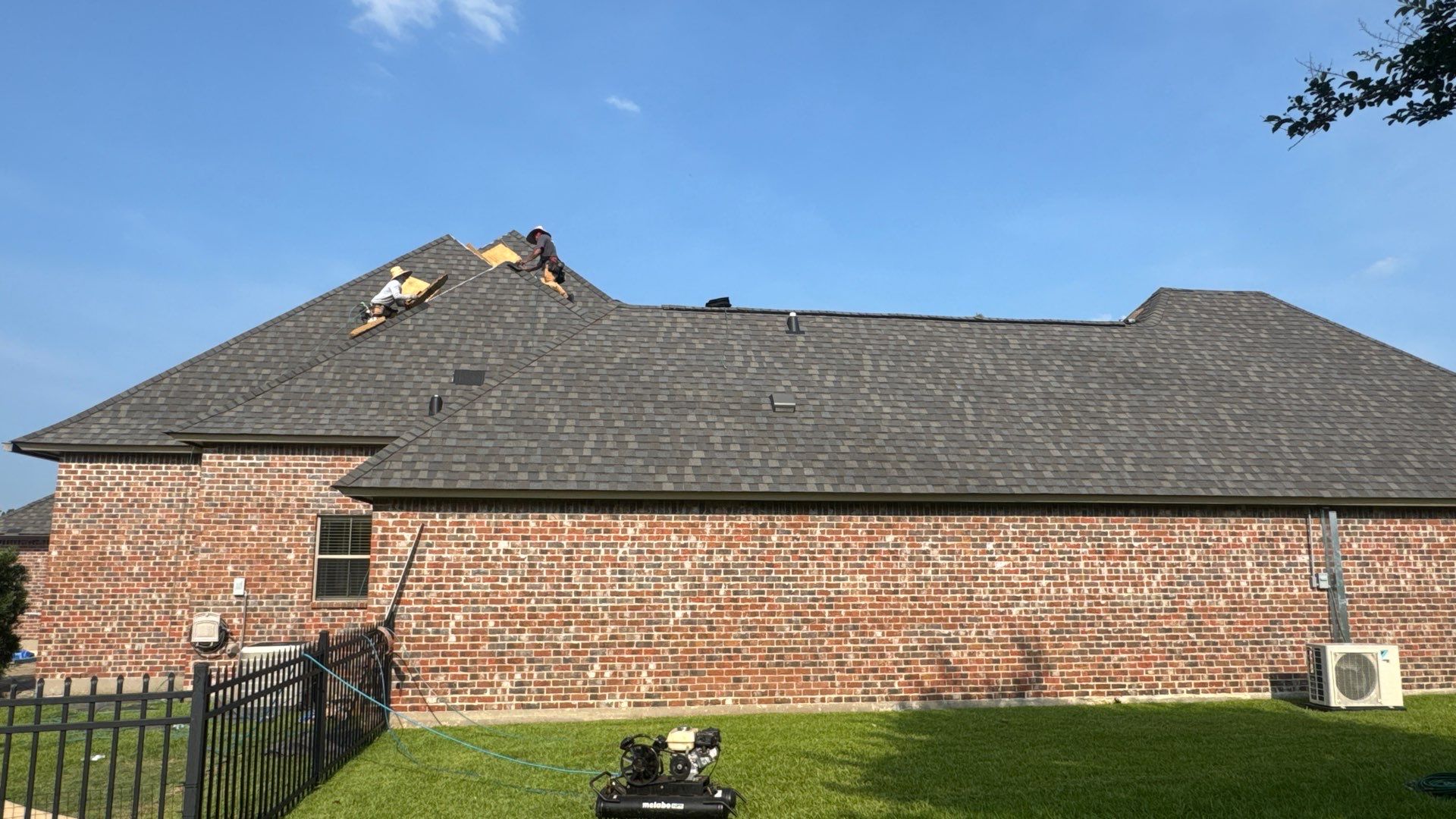 Driftwood - Certainteed by Top Team Roofing & Construction