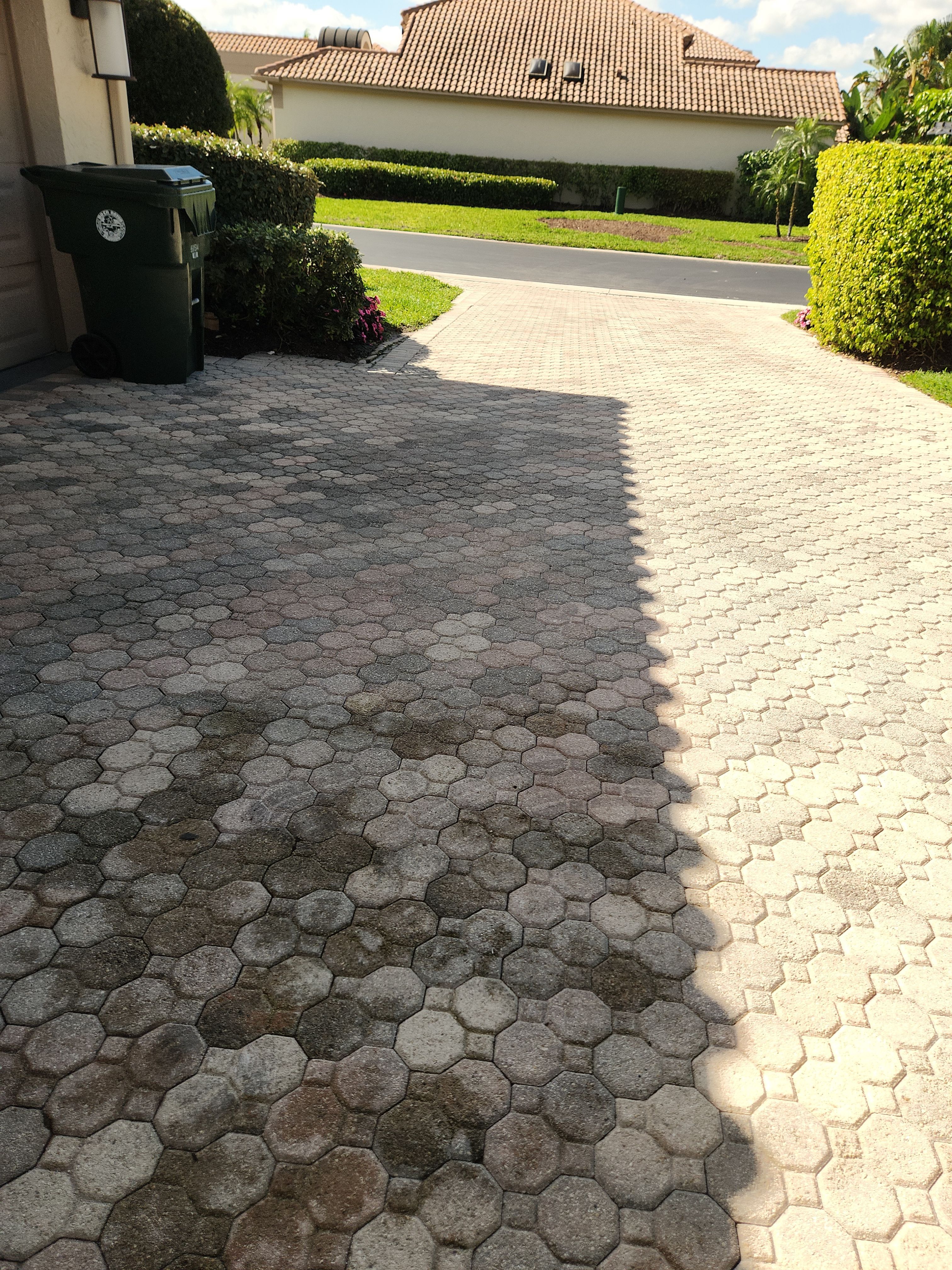 Flat Roof Waterproofing and Silicone Coating in Boca Raton by Aastro Roofing