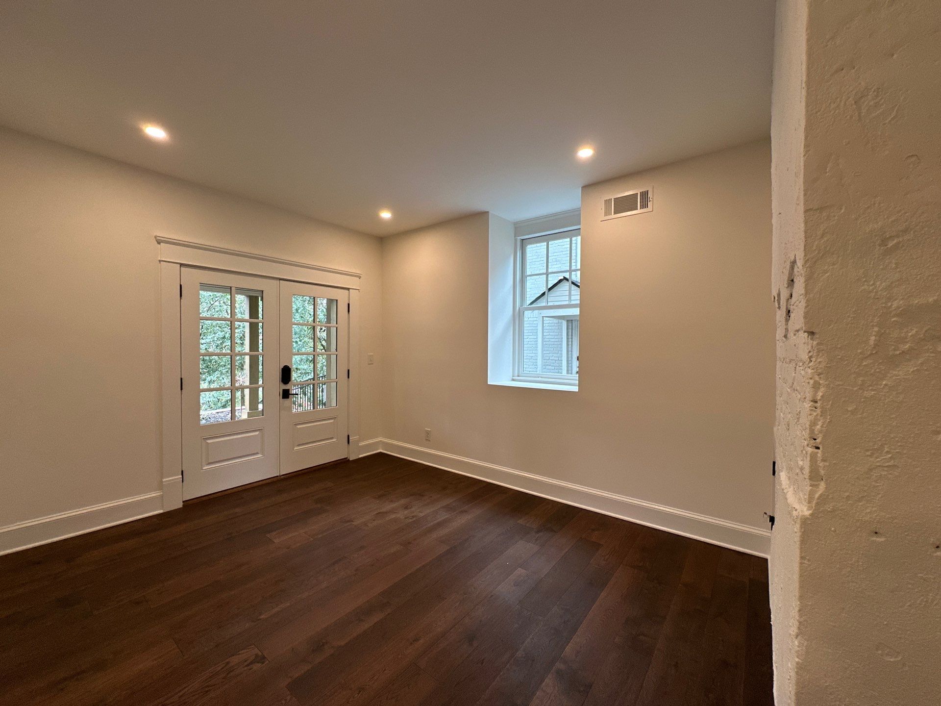 From Neutral to New Beginnings: A Bright Interior Transformation by Atlanta's Paint Doctor