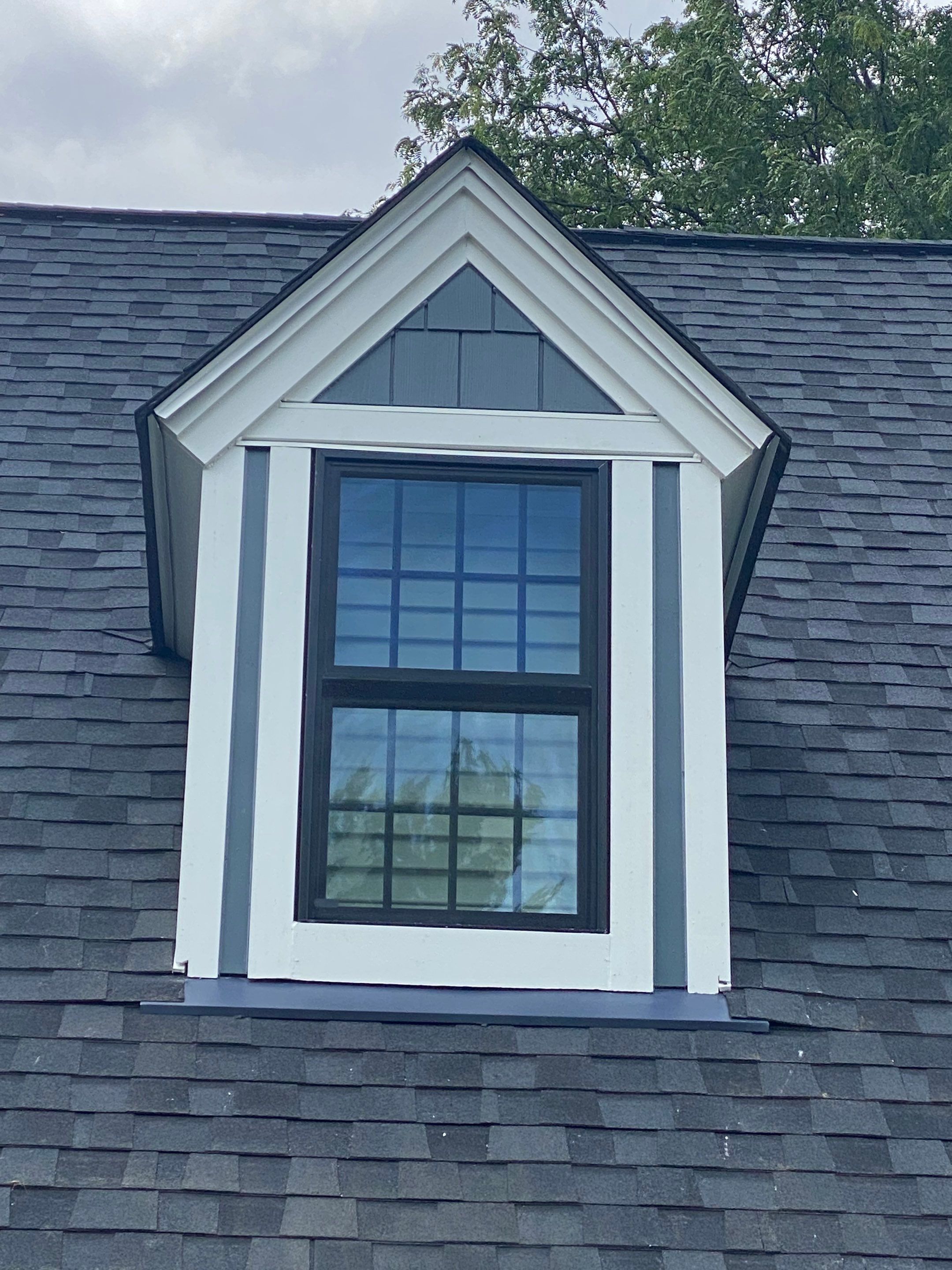 Residential Roofing Installation using James Hardie Fiber Cement Lap Siding and Certainteed Landmark Pro Shingles by Best Exteriors Inc