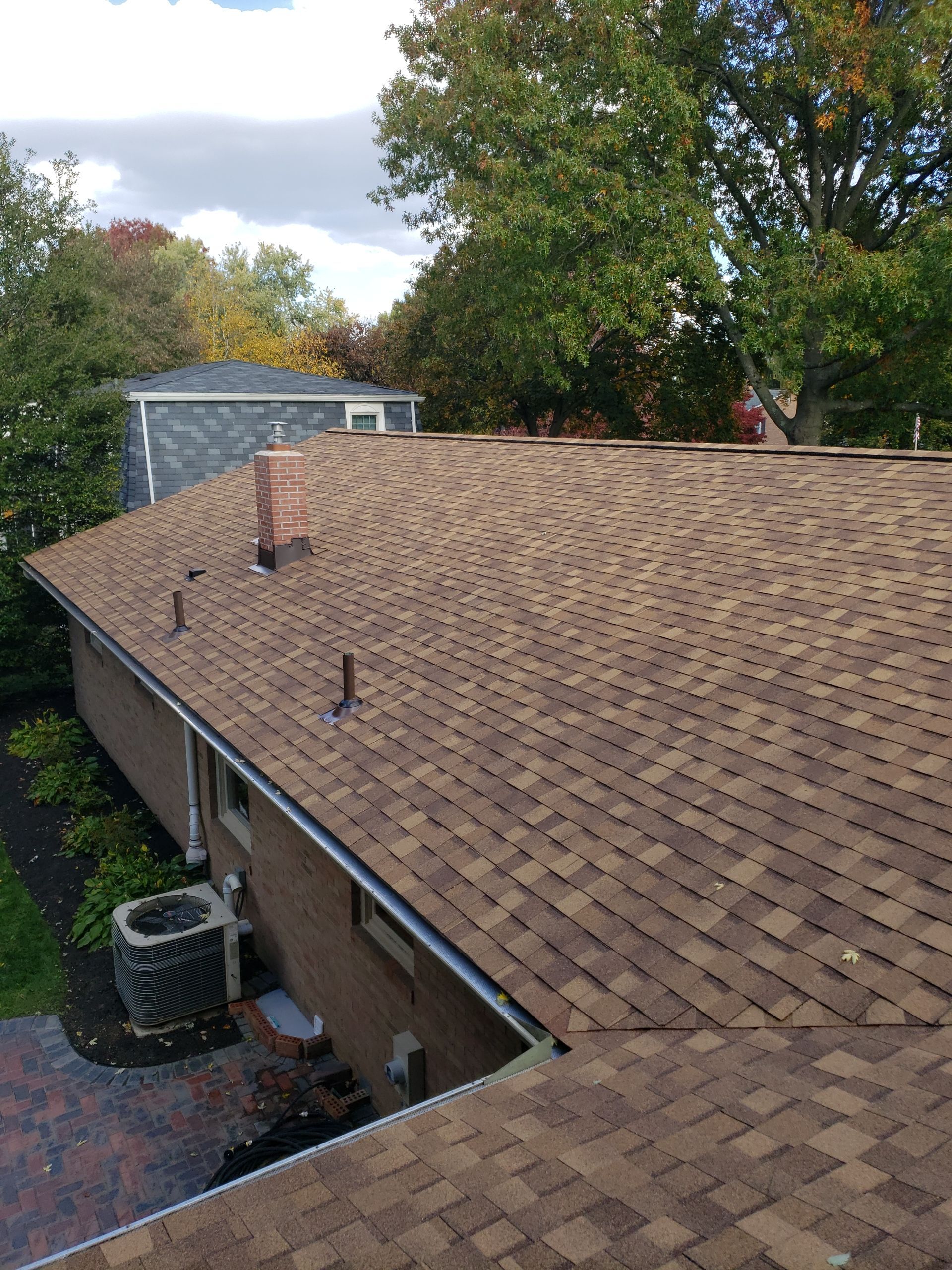 ATLAS PINNACLE COLOR: MORNING HARVEST DRIP EDGE: MUSKET BROWN by Eagle Eye Roofing