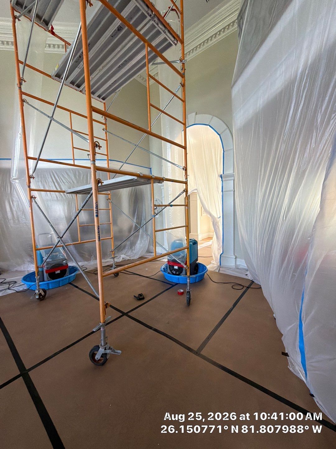 Moisture Detection and Structural Water Damage Restoration in Naples by Microscope