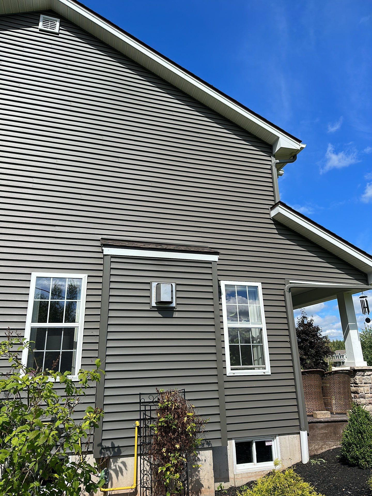 Residential Roofing Installation using Asphalt GAF HDZ by Artisan Roofing & Home Improvements Inc.