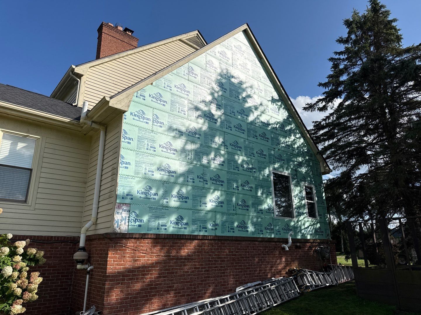 Siding Replacement using Alside S7 Cedar Mill Grain Pebble by 180 Contractors