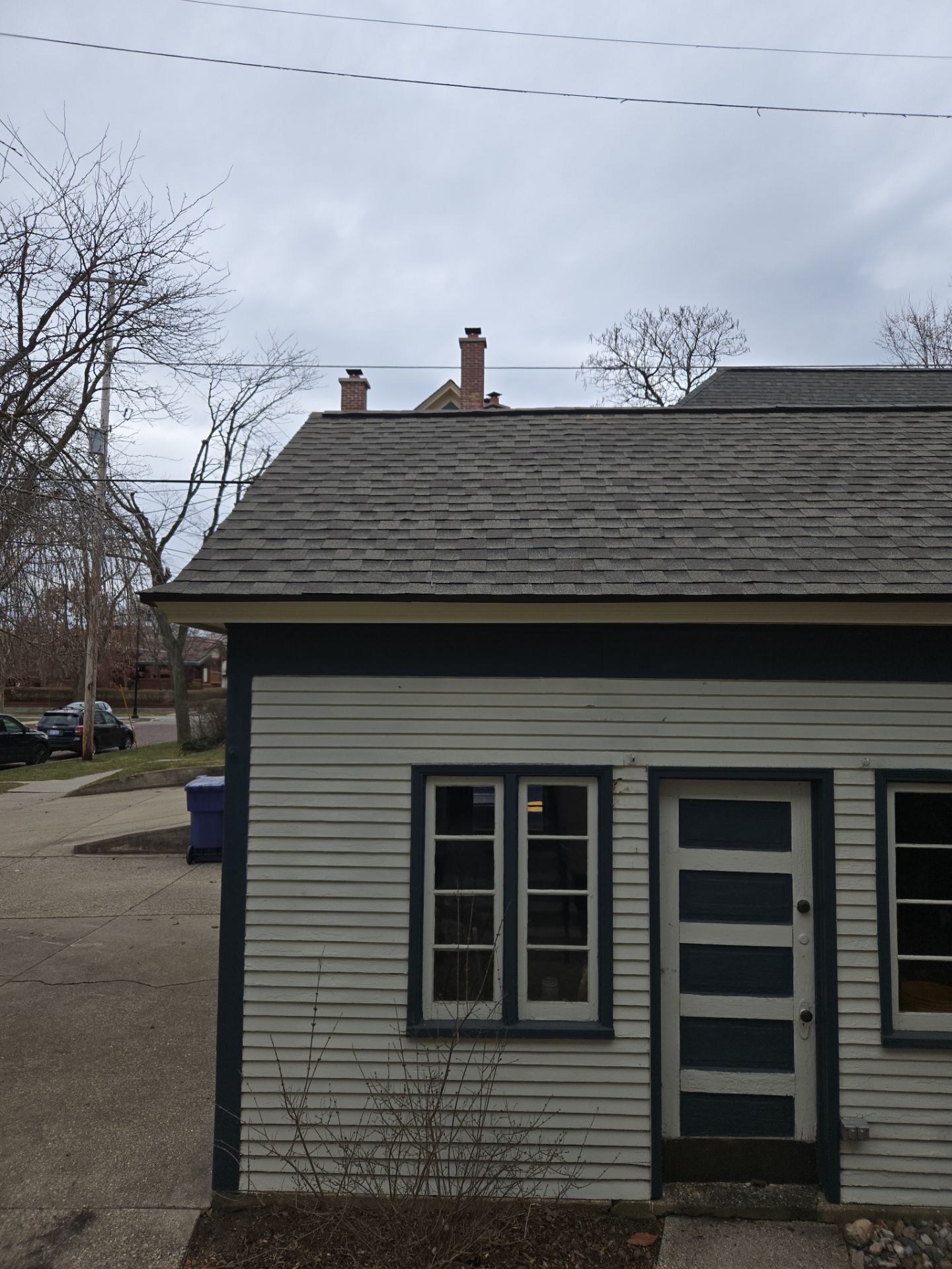 Residential Roofing Installation using GAF TIMBERLINE HDZ by Avalon Roofing and Exteriors