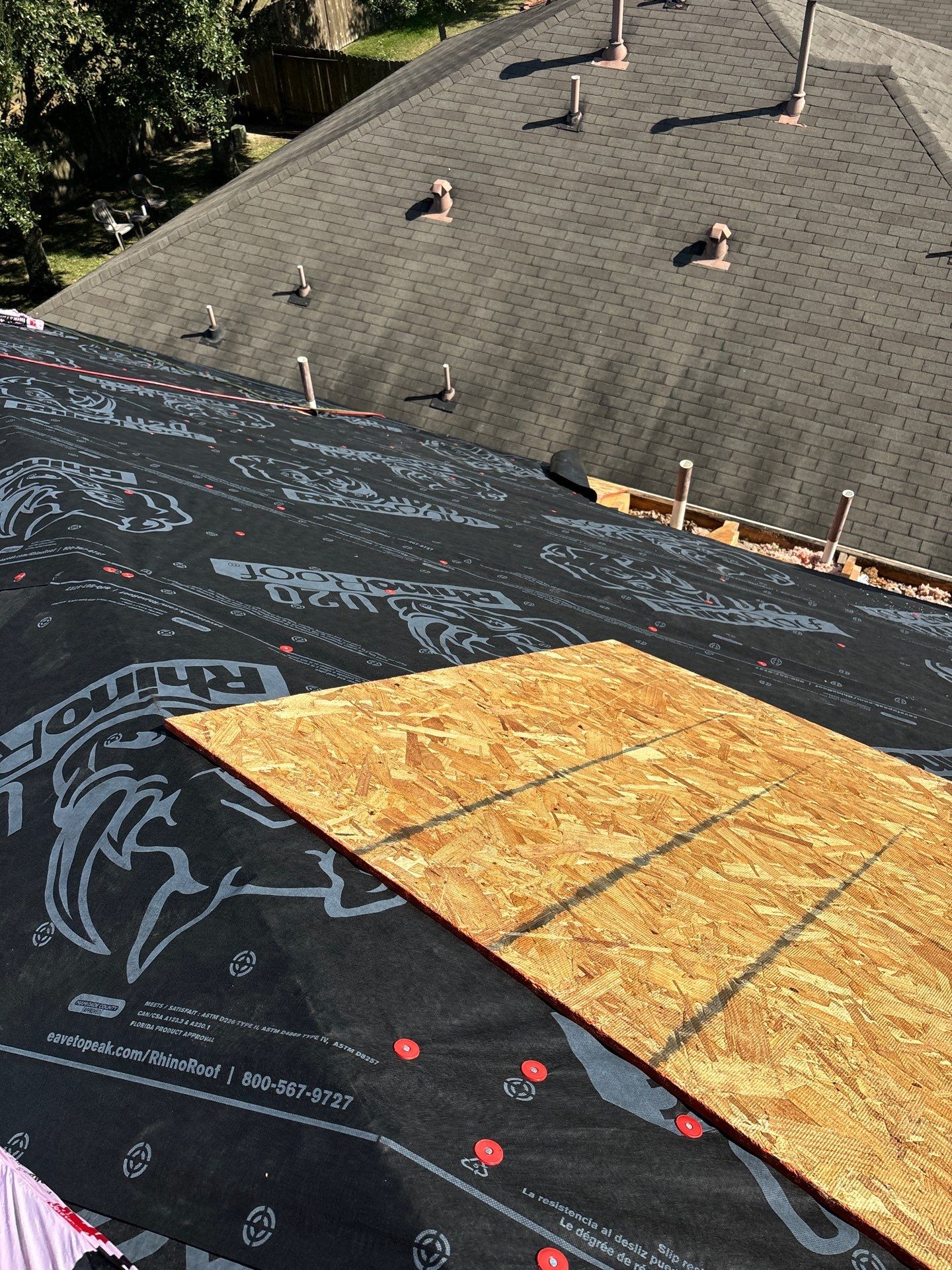 Residential Roofing Installation using Owen's Corning Duration (Lifetime) Shingles by Roof Repair Company