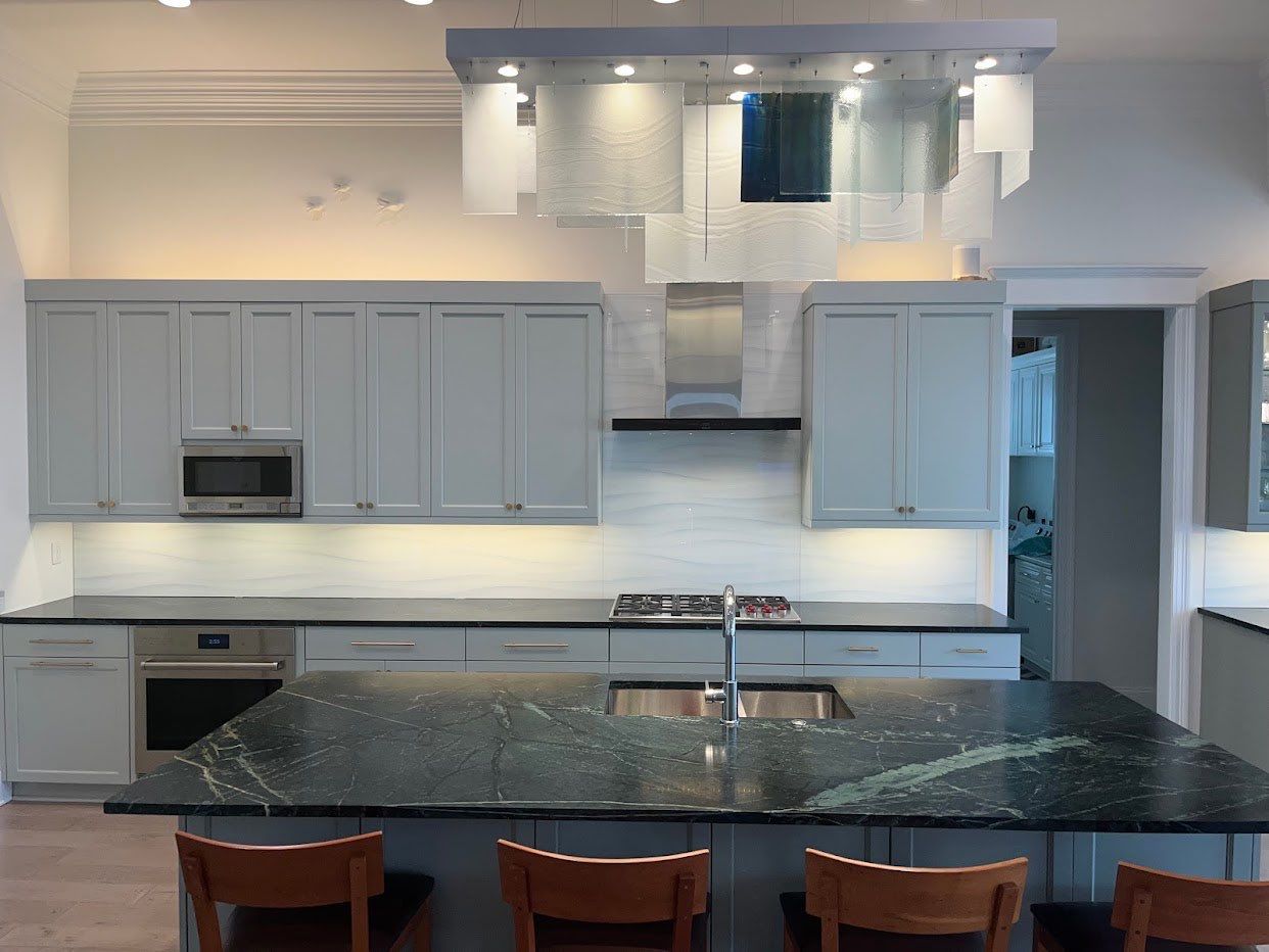Kitchen Remodel using IMAGIO Solid Glass Backsplash by IMAGIO