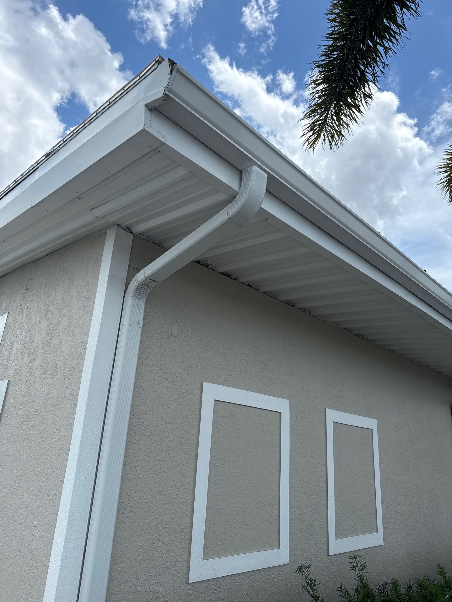 Commercial Seamless Gutter Installation in Palmetto FL by Gutter Professors