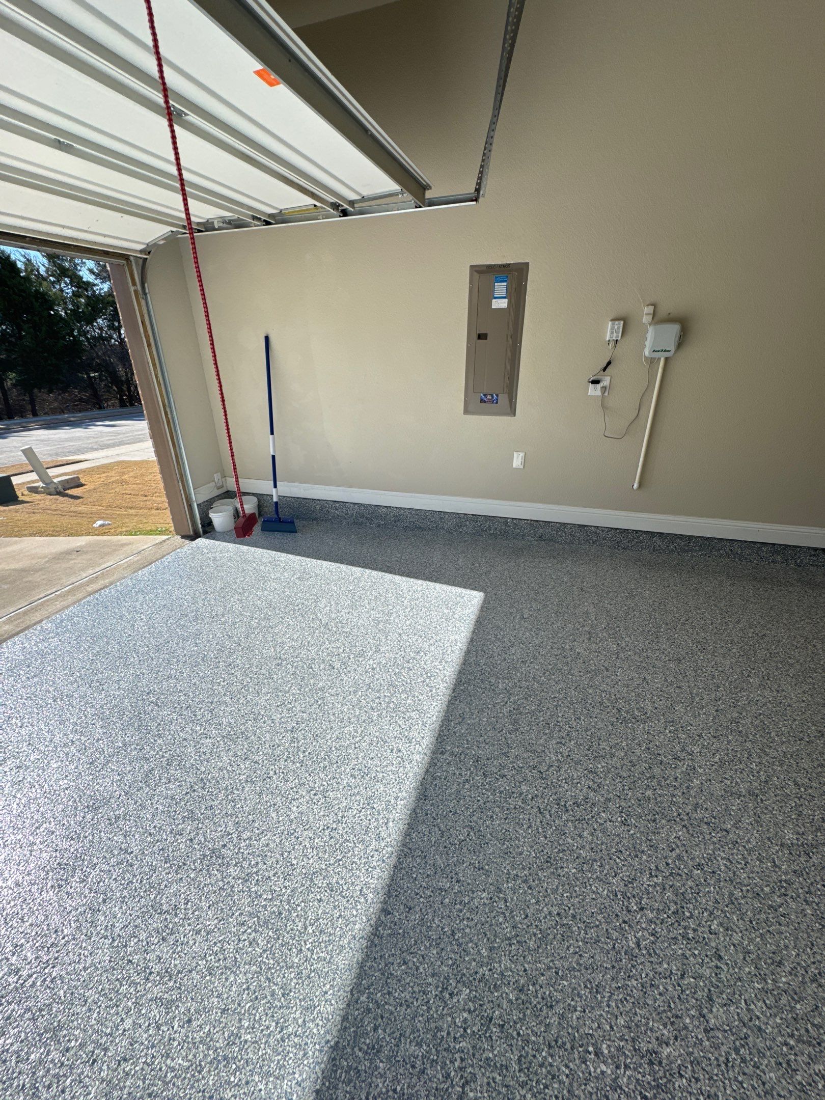 Total Home Refinement: High-Gloss Garage & Custom Interior Storage by Tibi Soli LLC