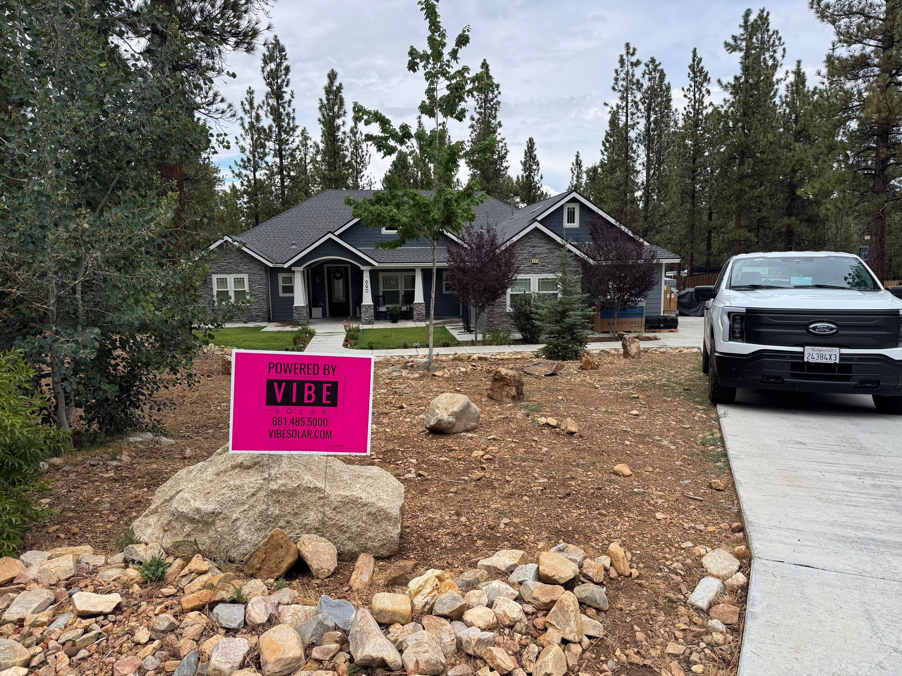 Residential Solar Array and Tesla Powerwall Installation in Big Bear by VIBE SOLAR