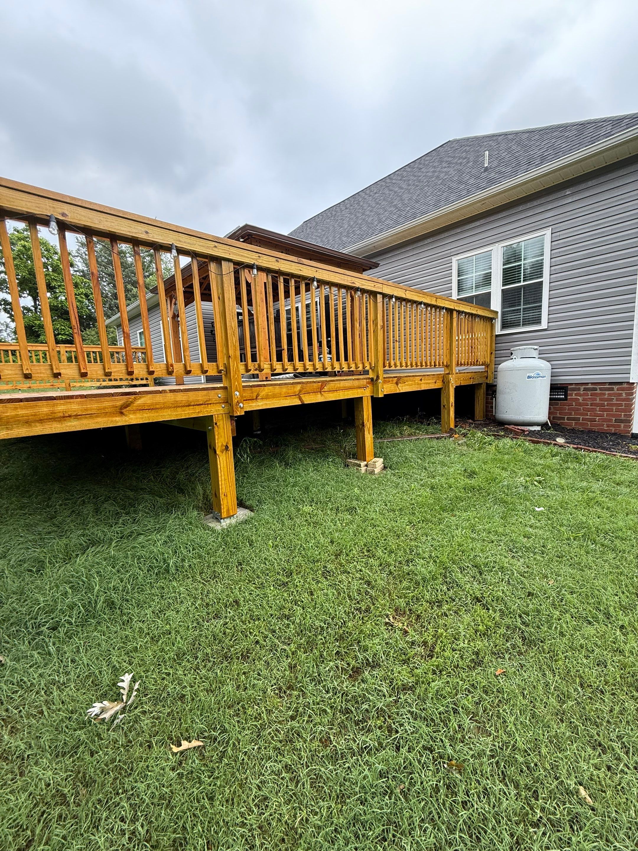 Wood Deck using Wood Sealant by DuraSeal