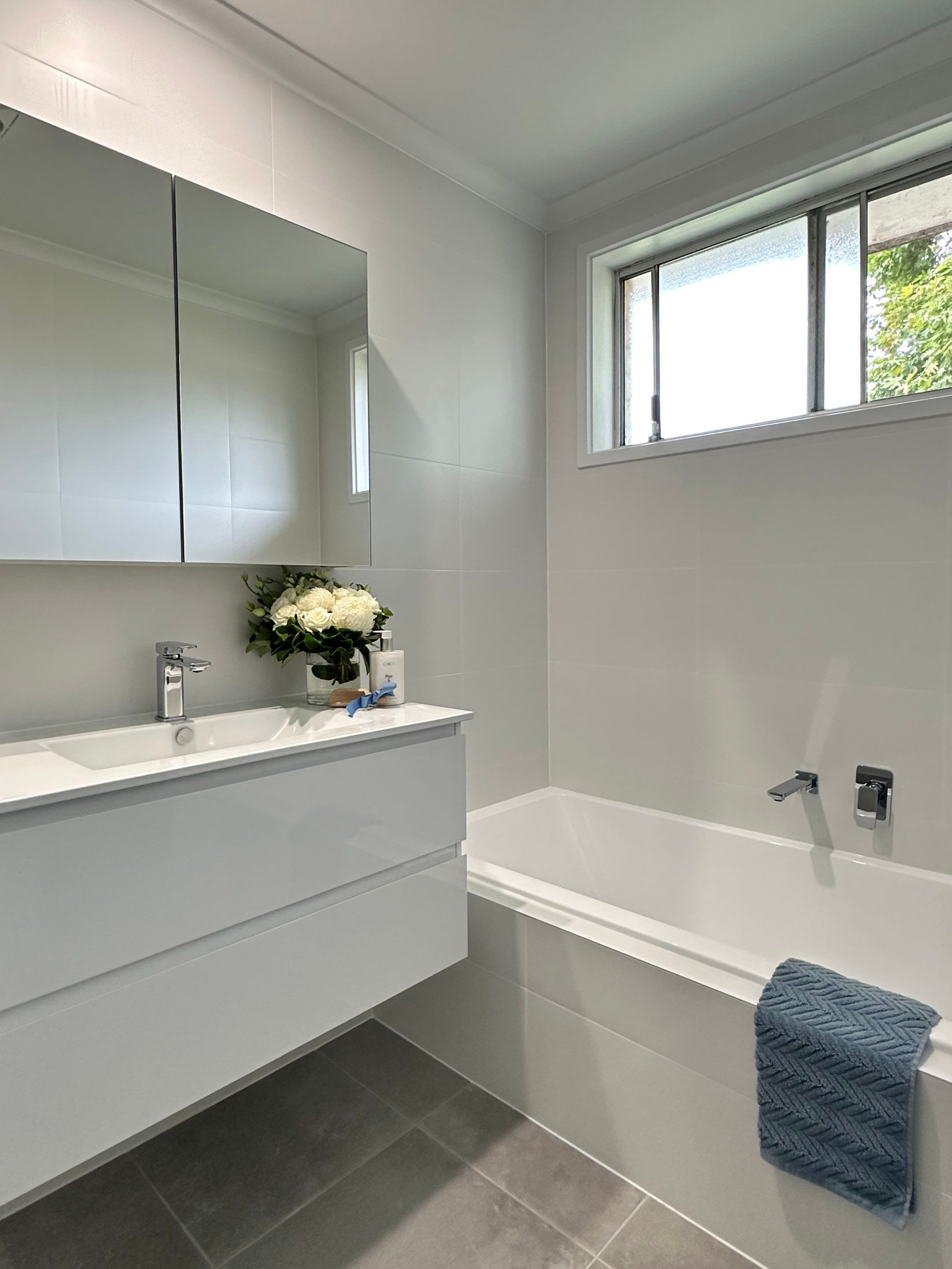 Main Bathroom & Toilet Renovation by Re-seal Bathrooms