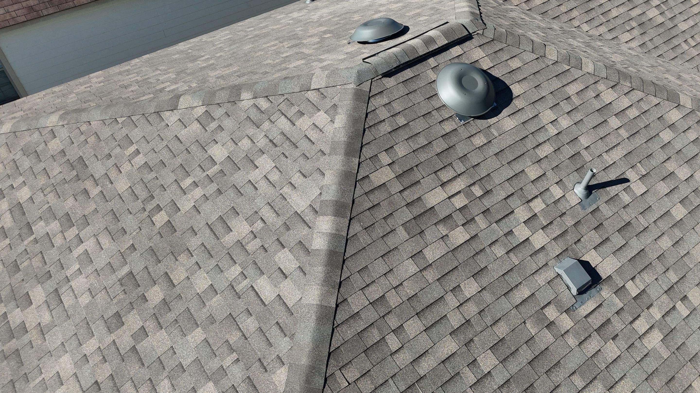 Weathered Wood - Malarkey Vista by RoofsOnly.com