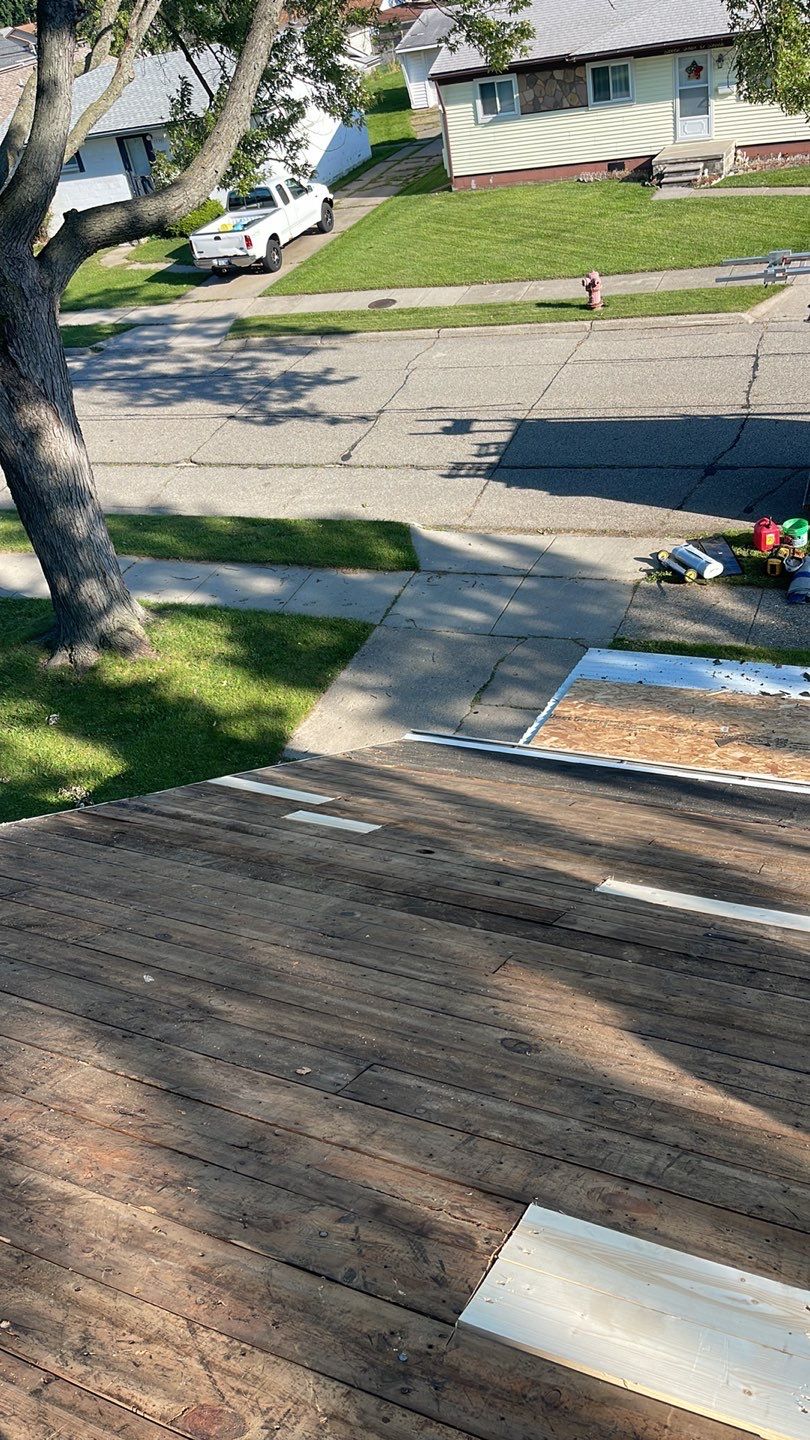 Residential Roofing Installation using Affordable, Reliable, Durable Asphalt Roofs by Smart Roof