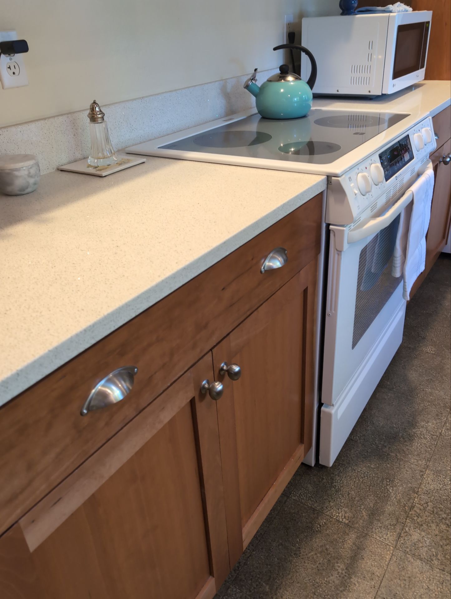 Maid Service House Cleaning in West Linn by Cloud 9 Professional Cleaning Services