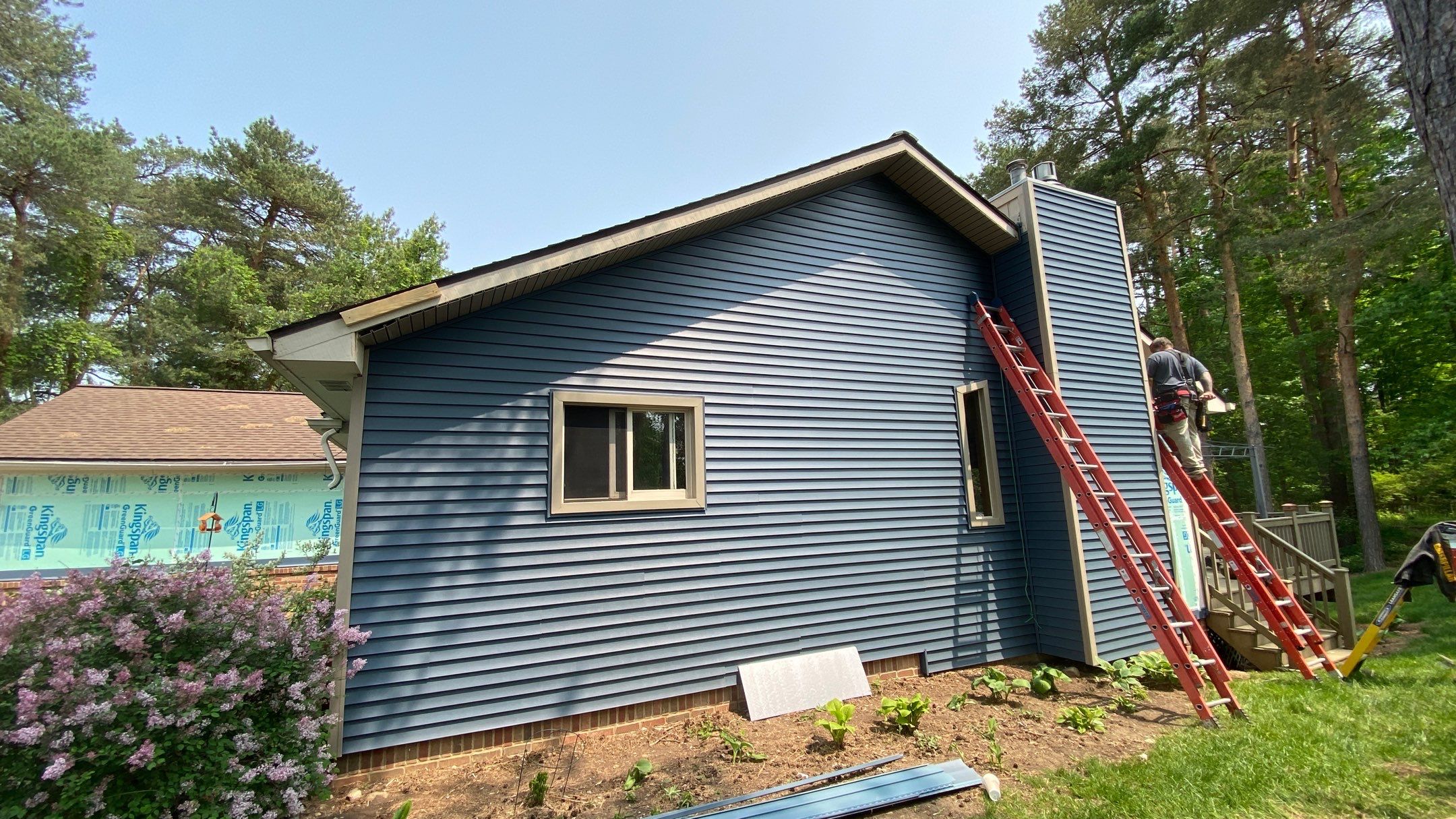 Siding Replacement using CertainTeed Restoration Classis D4 by 180 Contractors