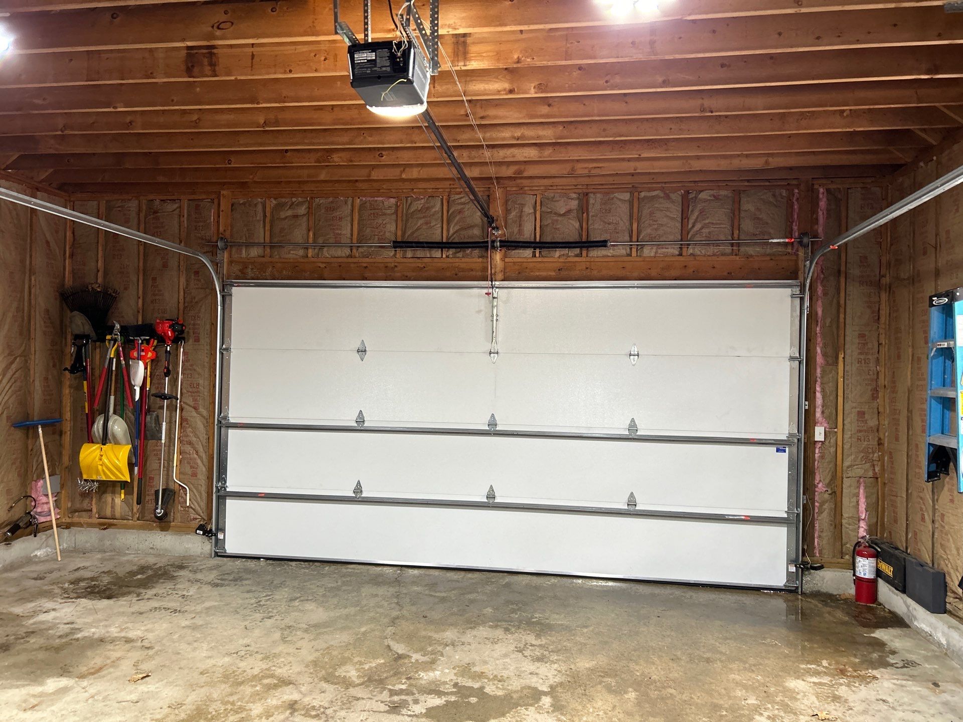 Door Installation using Raynor Encore Garage Door by Keene Door