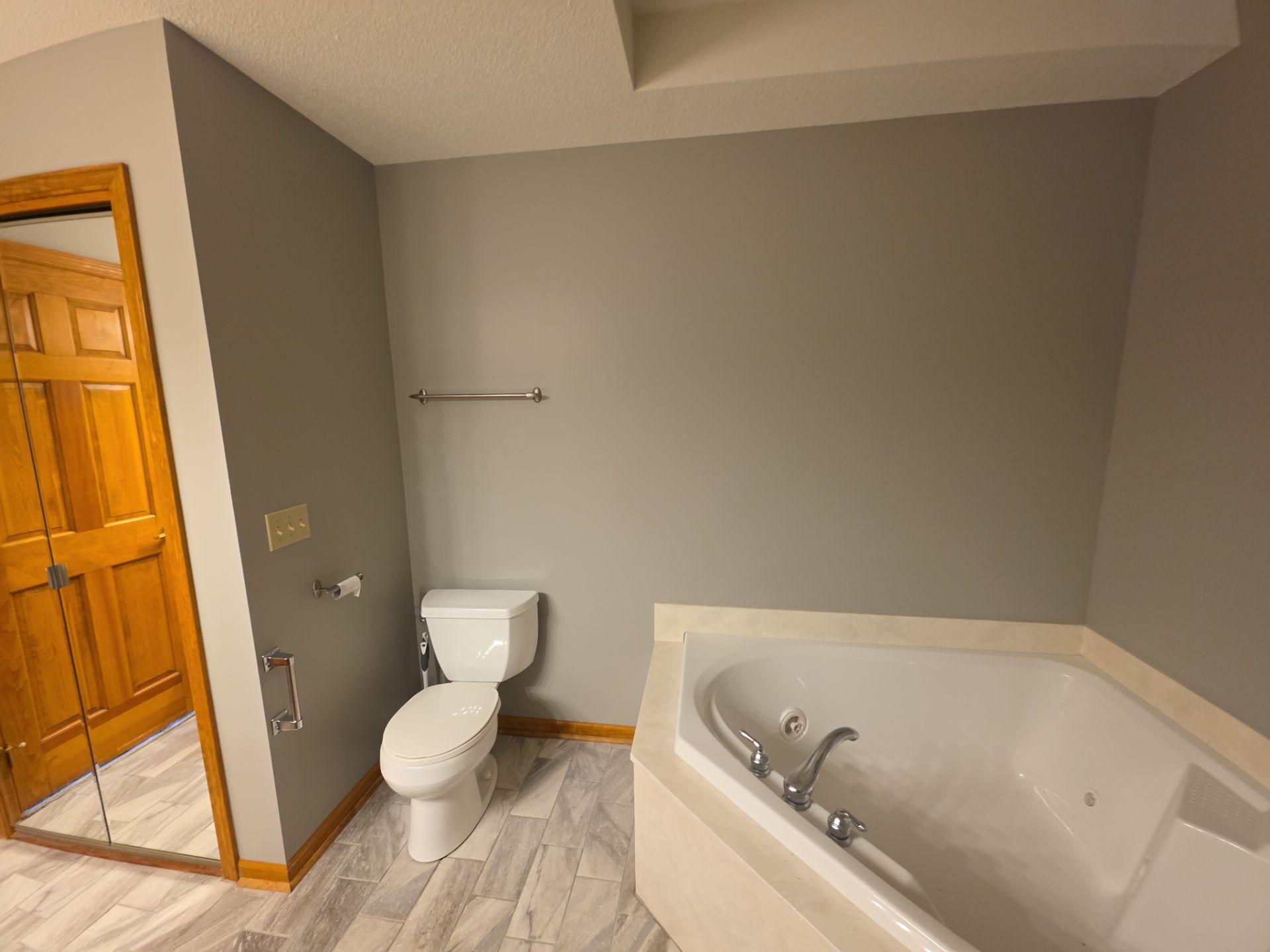 Comprehensive Interior Repaint and Drywall Repair in Muskegon, Michigan by Gordon Painting