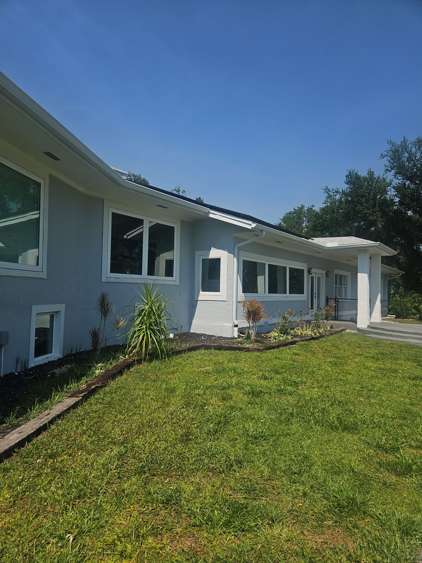Cleaning Gutters in Sarasota FL by Gutter Professors