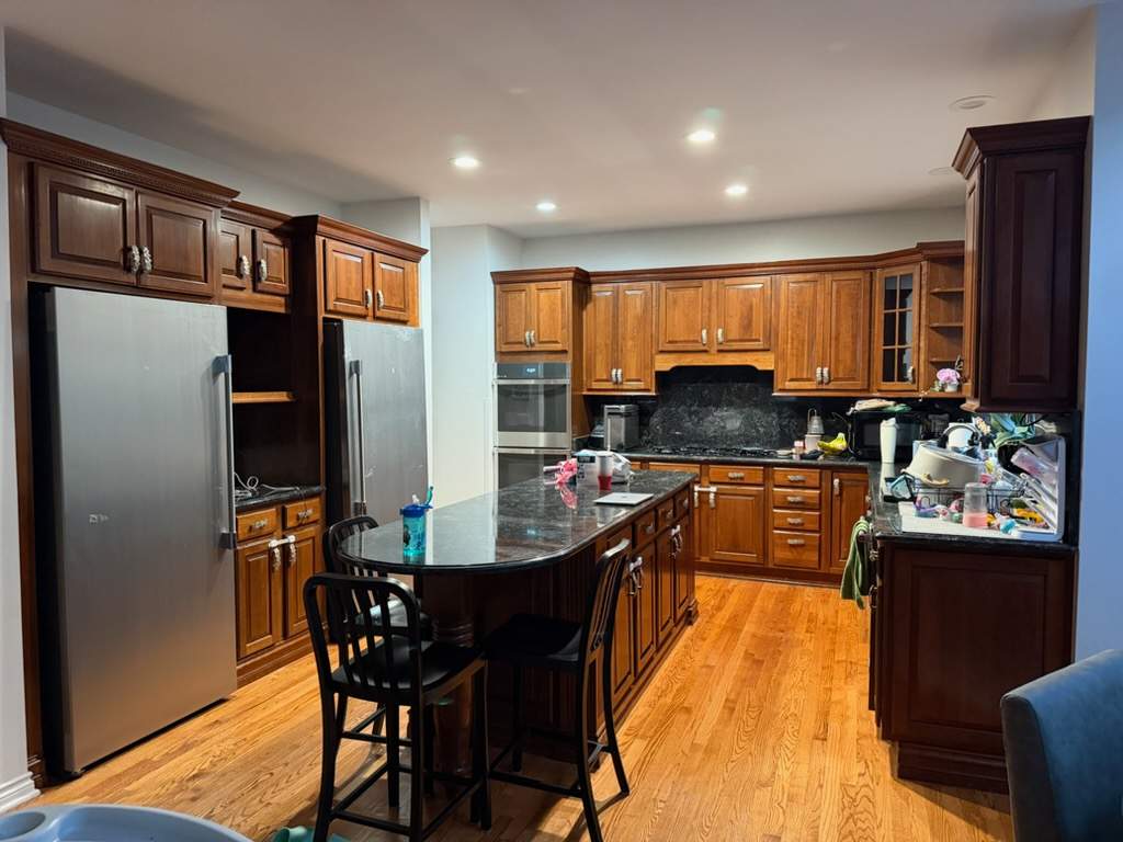 Custom Cabinet Refinishing in Bloomfield Hills by Top Shelf Painter