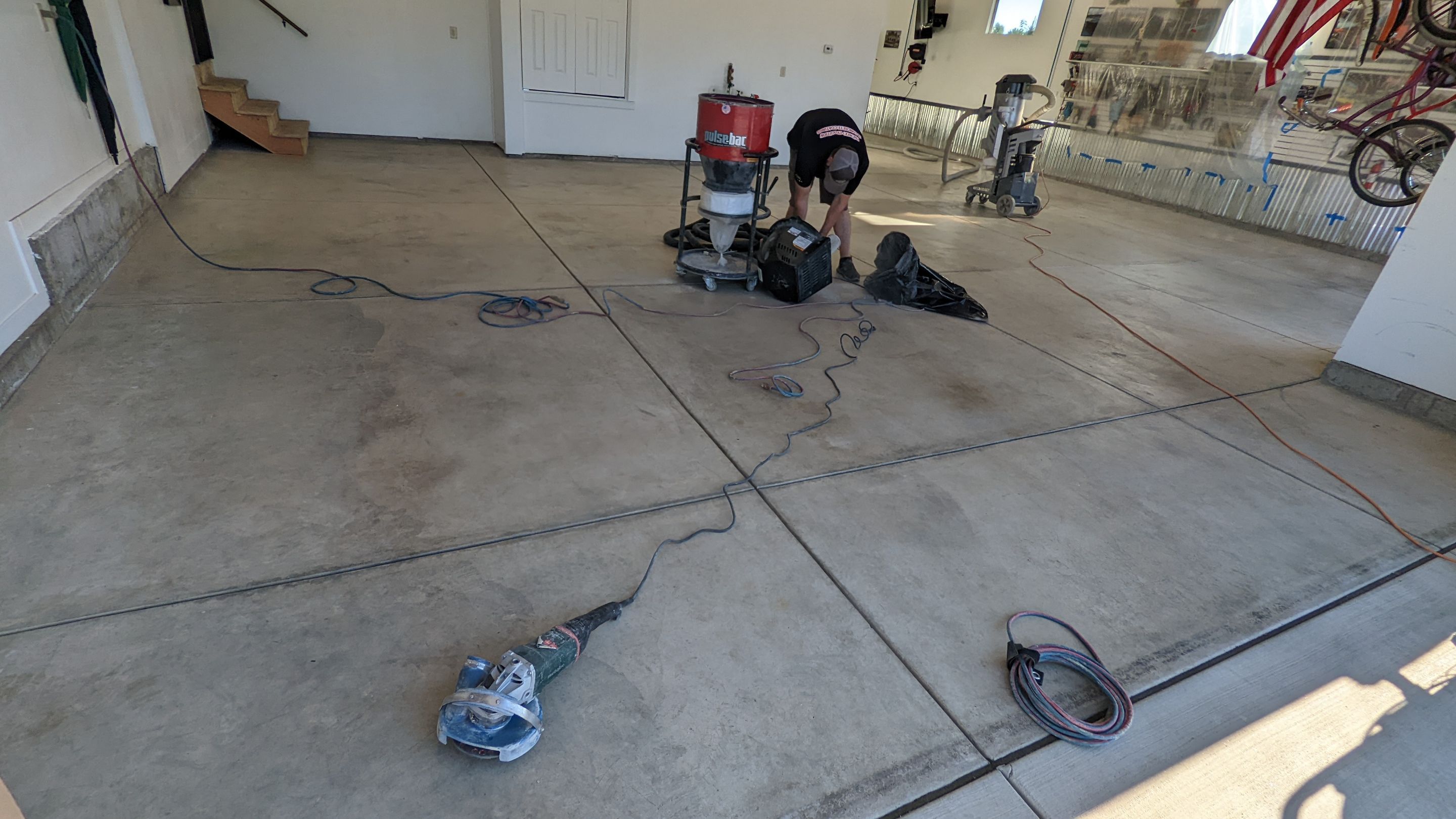 Garage Transformation using Smoke Colorway by Croc Coatings, LLC