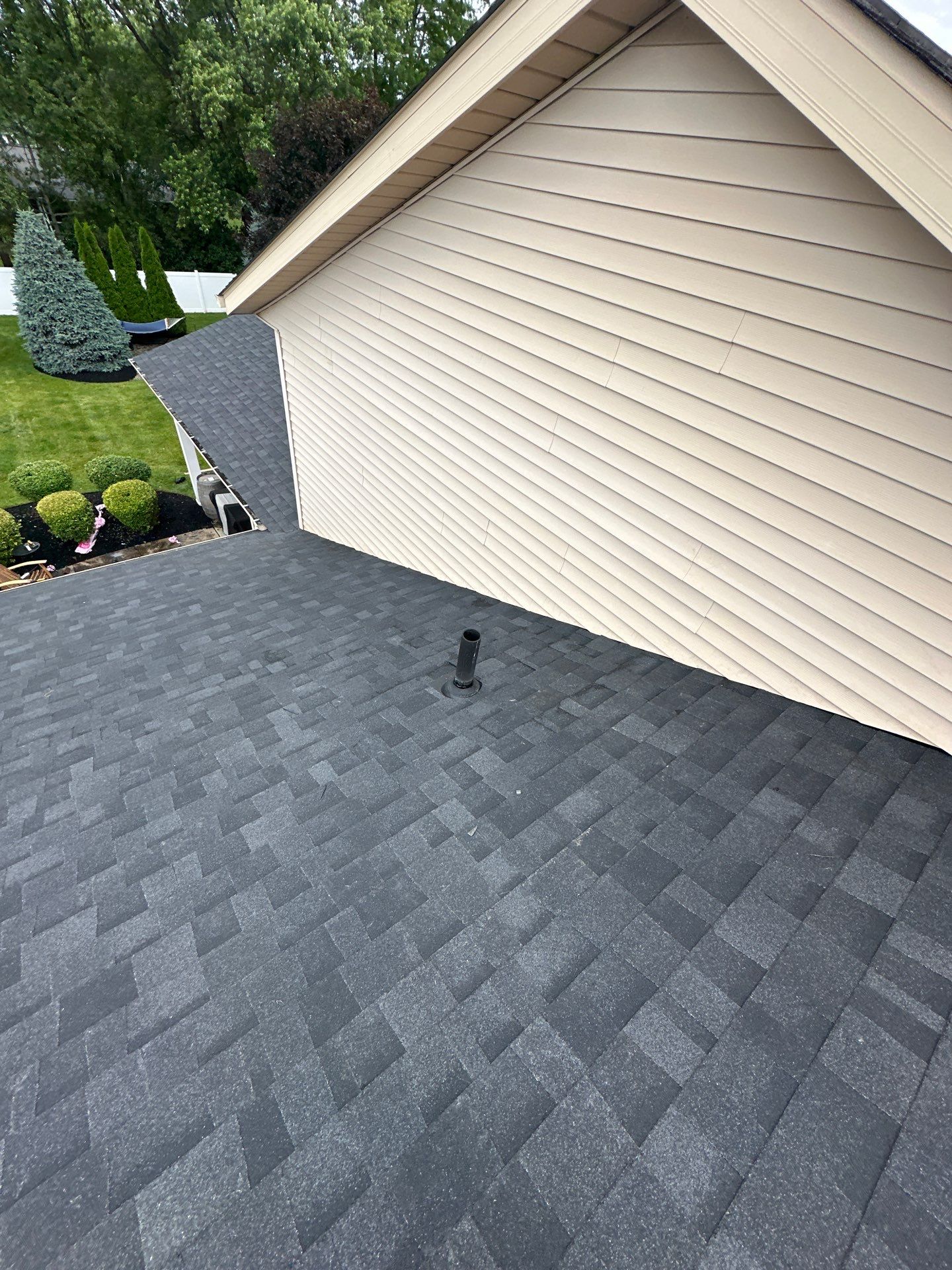 Wyant Drive in Mentor by Powers Roofing and Exteriors