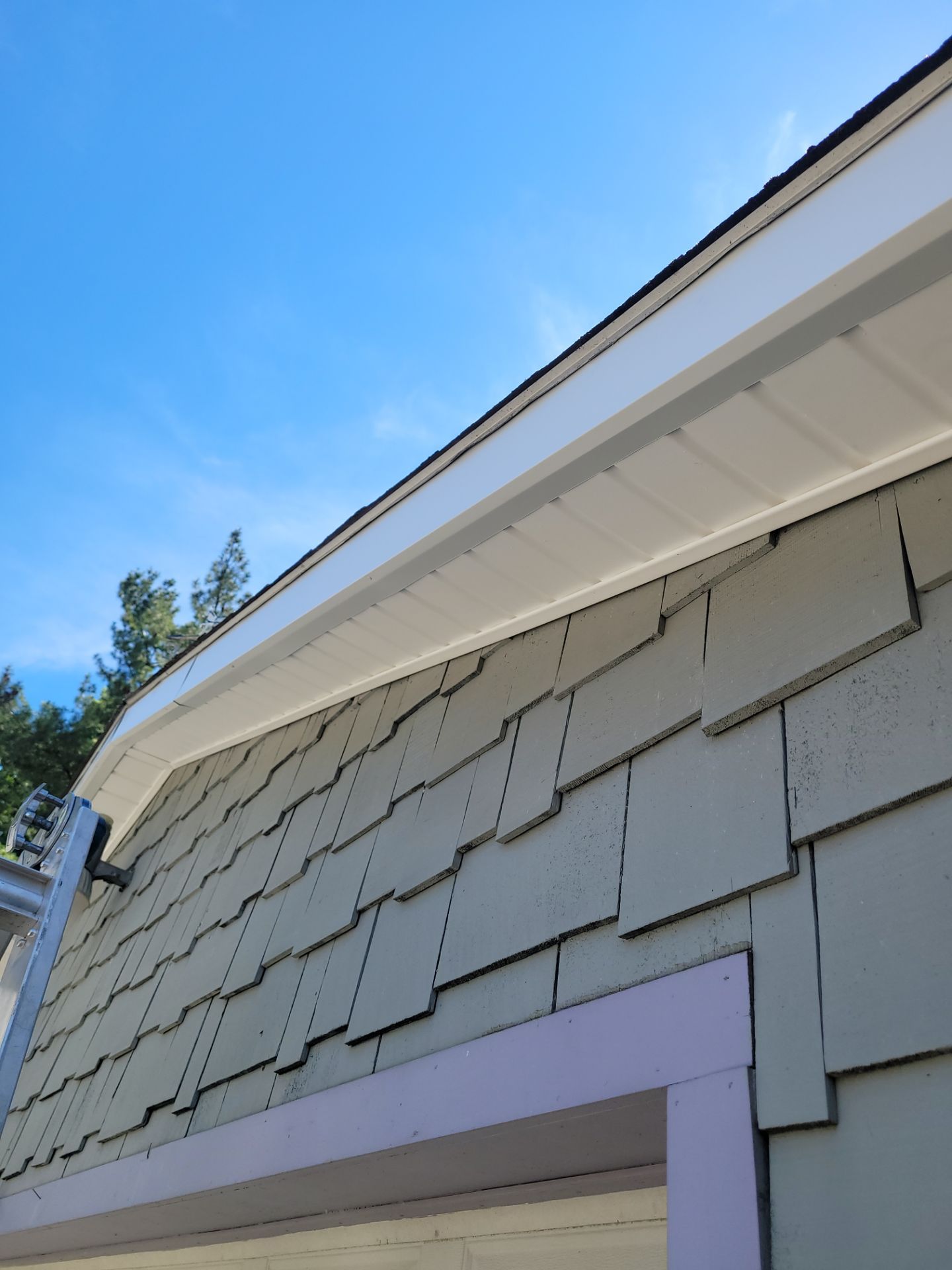 Kelly Locke by Silver Leaf Contracting 