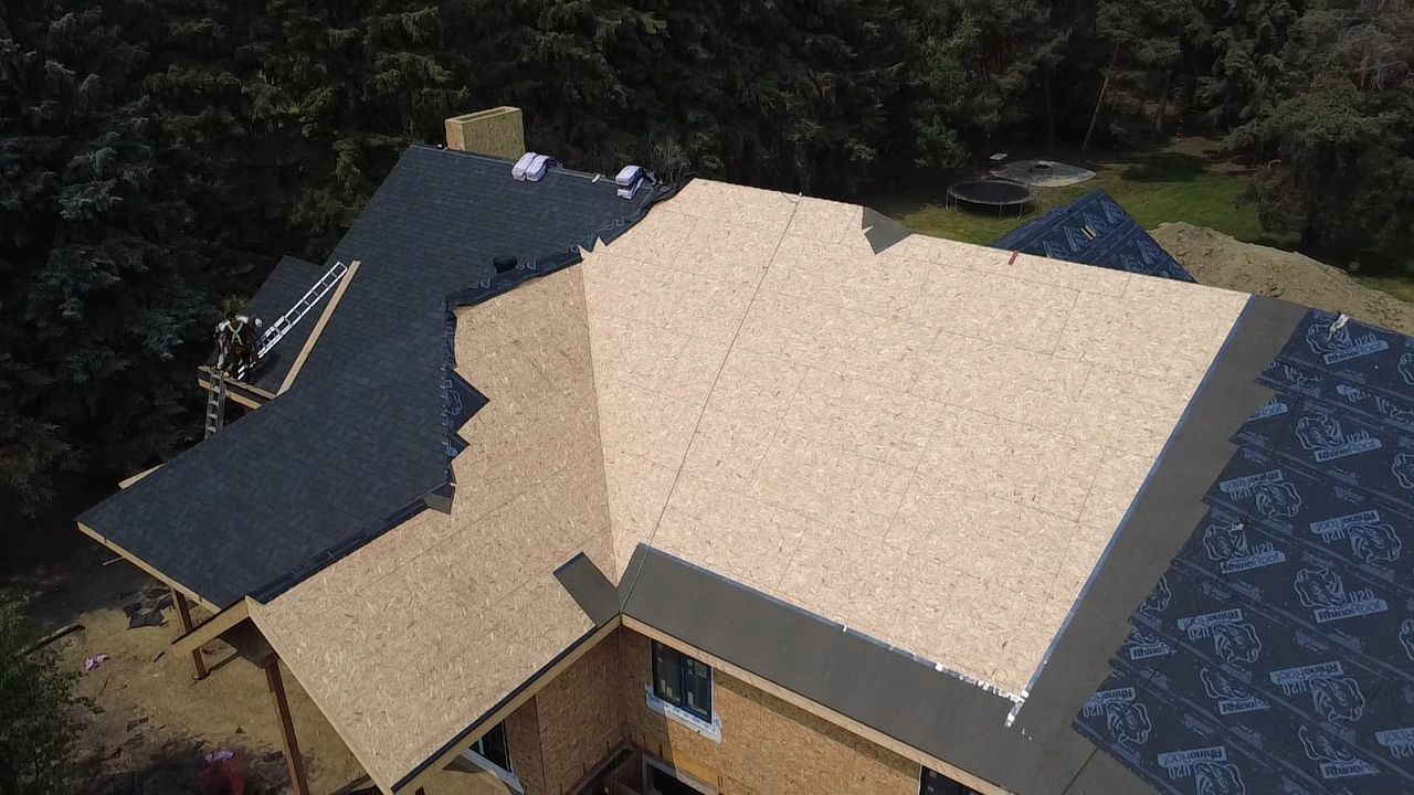 Onyx Black on Owens Corning Duration  by 2thetop Roofing