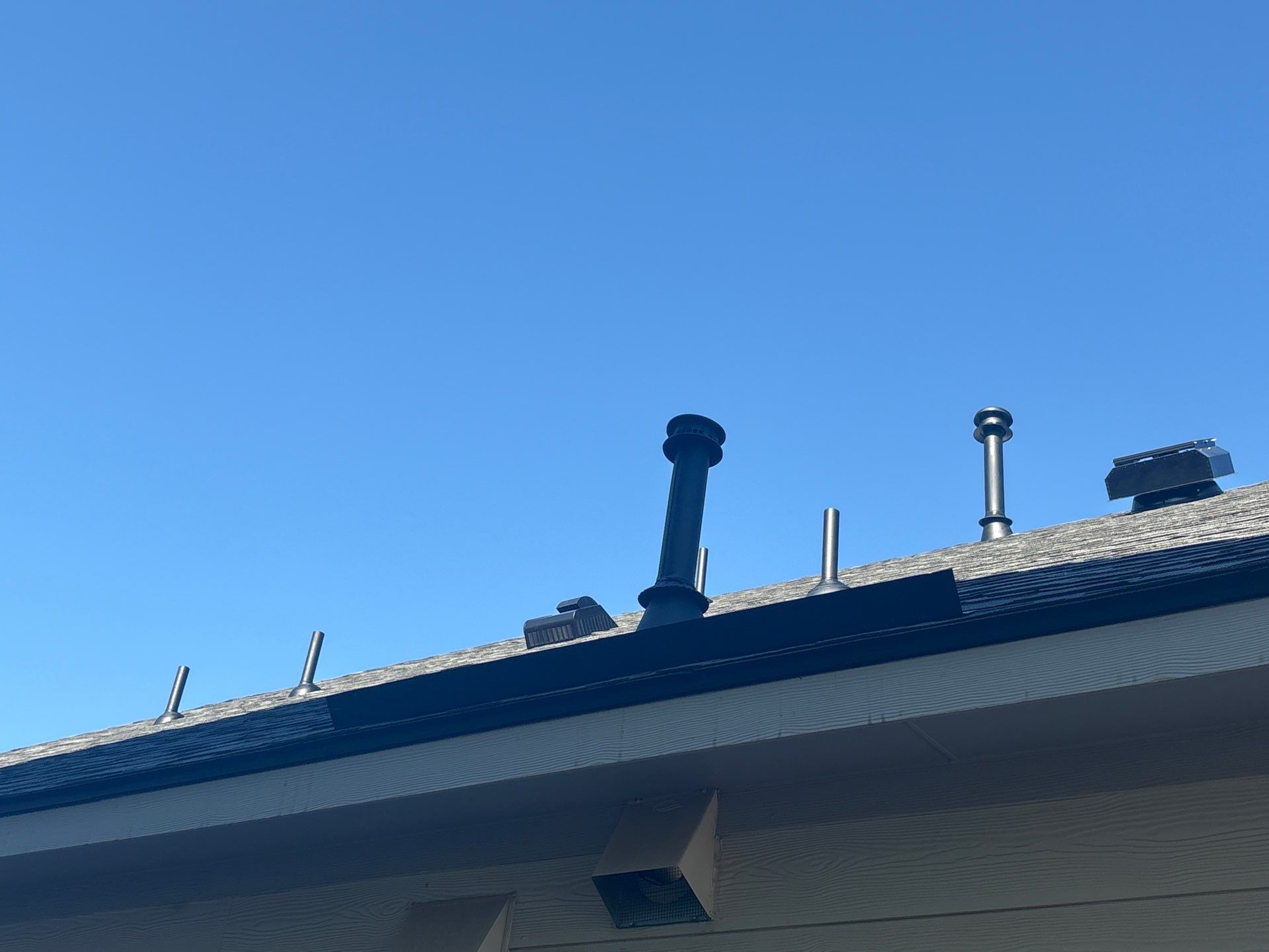 Malarkey Vista AR – Storm Grey Roof + Solar Attic Fan | Leander, TX Installation by Kstylez Roofing & Construction