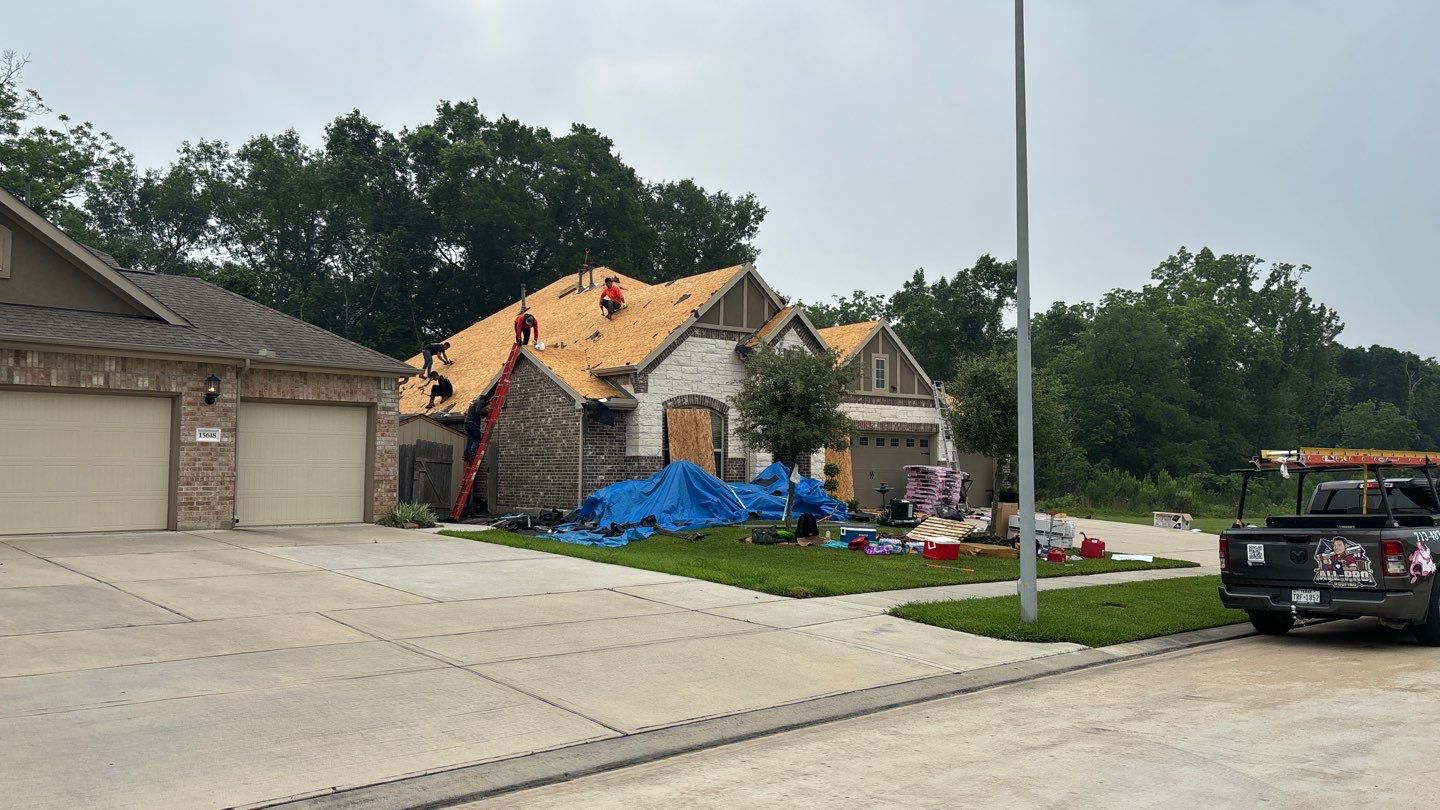 Residential Roofing Installation using Owen's Corning Duration (Lifetime) Shingles by Roof Repair Company