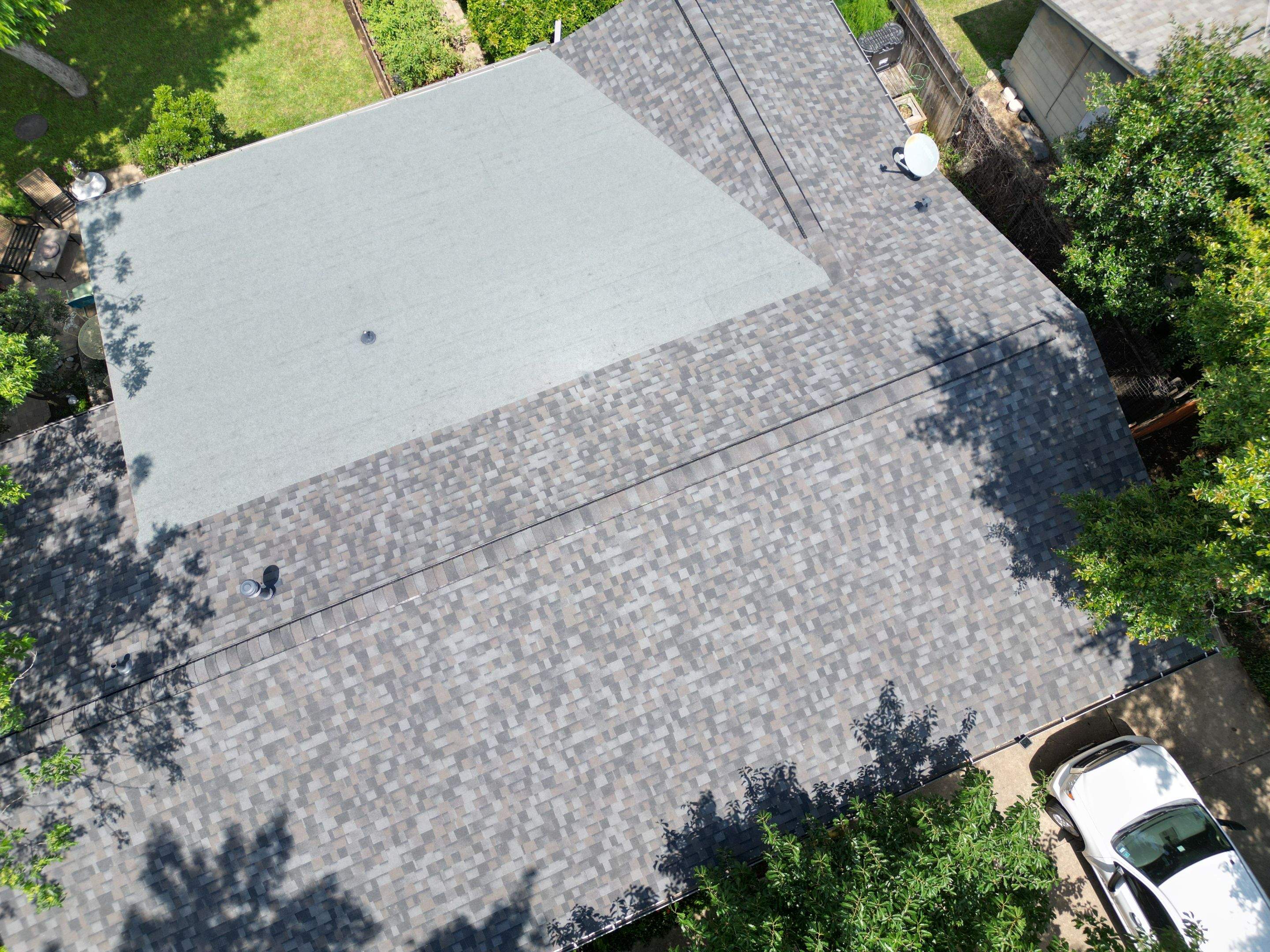 Williamsburg Grey - Owens Corning TruDefinition Duration by RoofsOnly.com