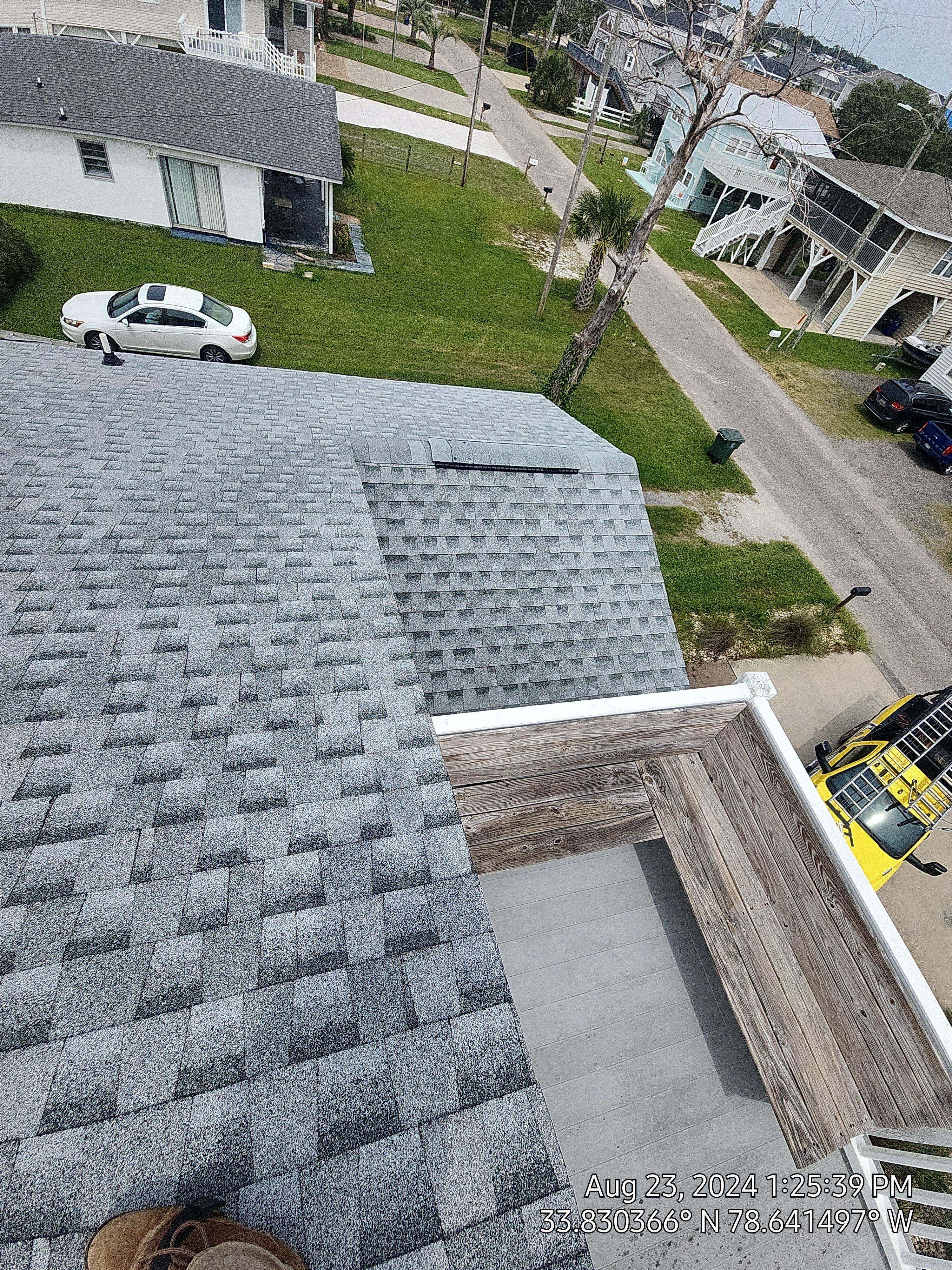 GAF HDZ - Birchwood by Linta Roofing Inc