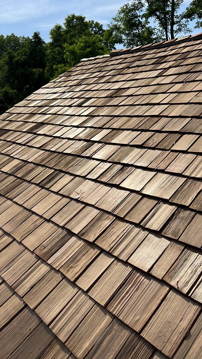 Falls Church - 18" Perfection CCA Shakes in Western Red Cedar by RM Banning, Inc.