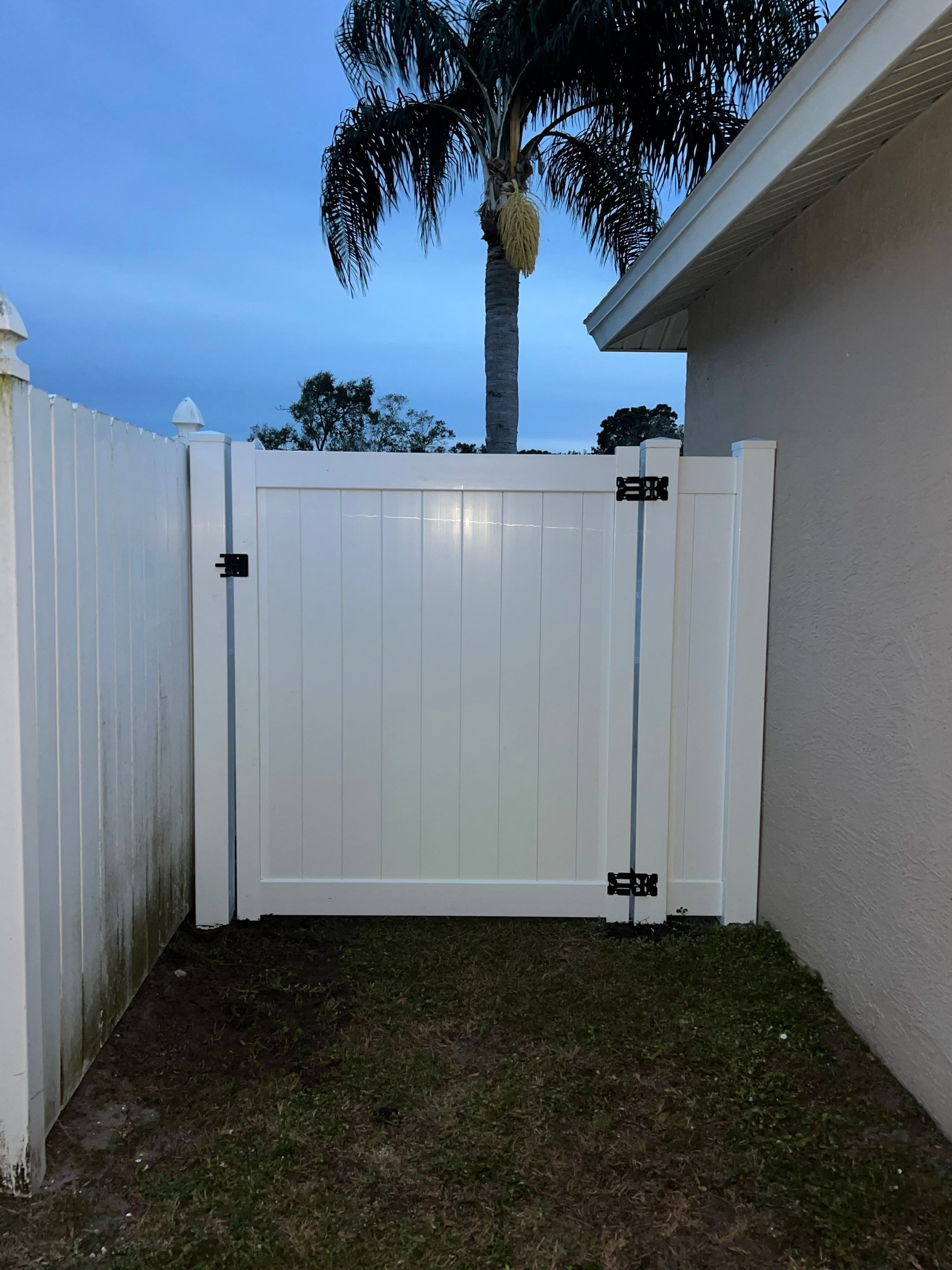 Vinyl Fence Installation using Open Picket Style Fence by Asap fence and gates, LLC