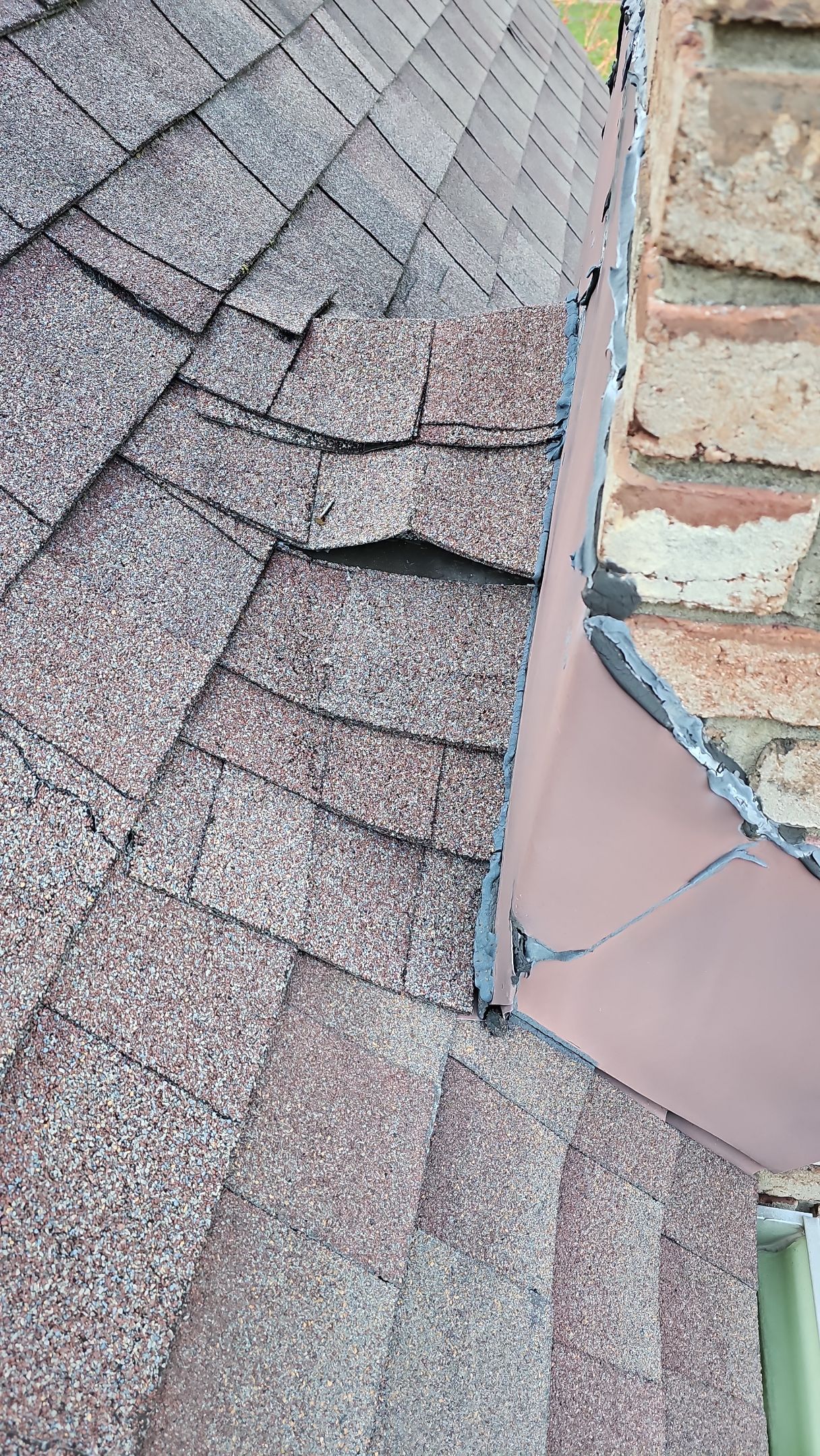 ATLAS PINNACLE COLOR: MAJESTIC SHAKE by Eagle Eye Roofing