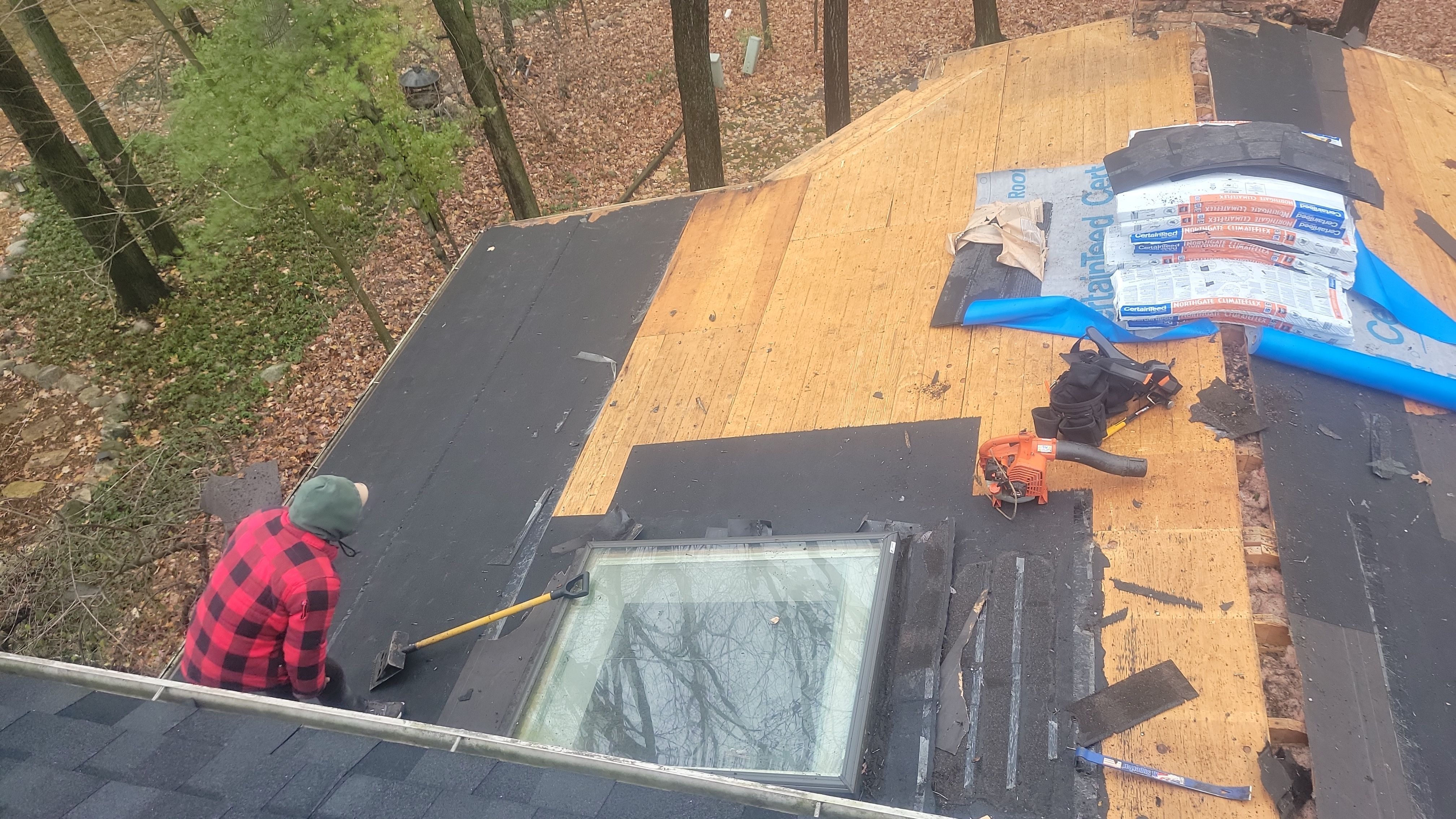 Roof Replacement using CertainTeed Northgate by 180 Contractors