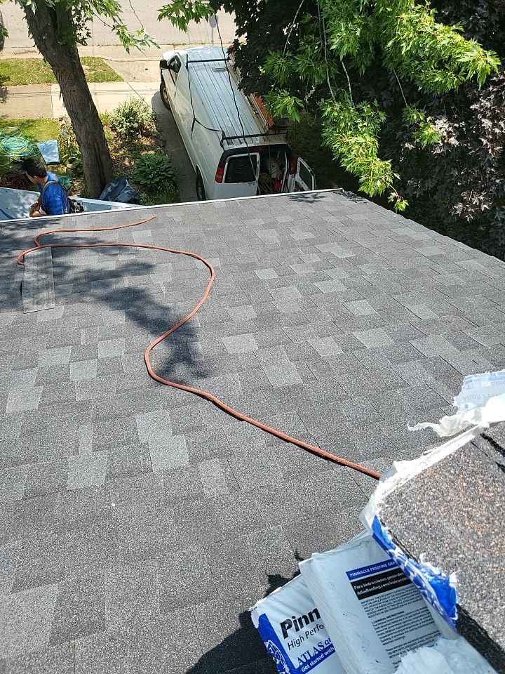 ATLAS PINNACLE COLOR: BLACK SHADOW by Eagle Eye Roofing
