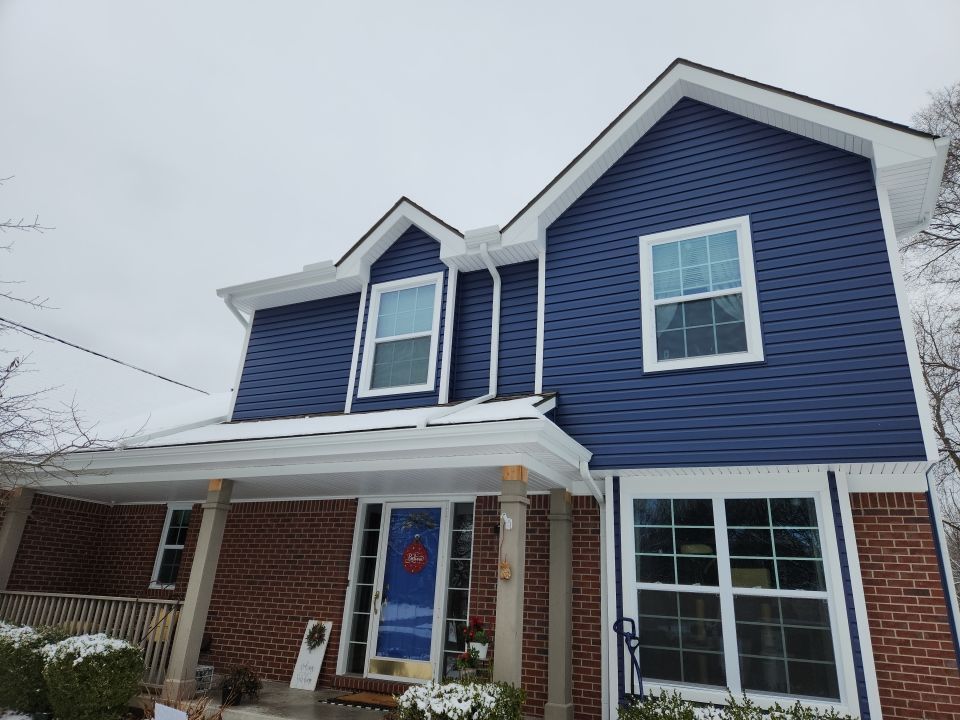 Siding Replacement using CertainTeed Restoration Classis D4 by 180 Contractors