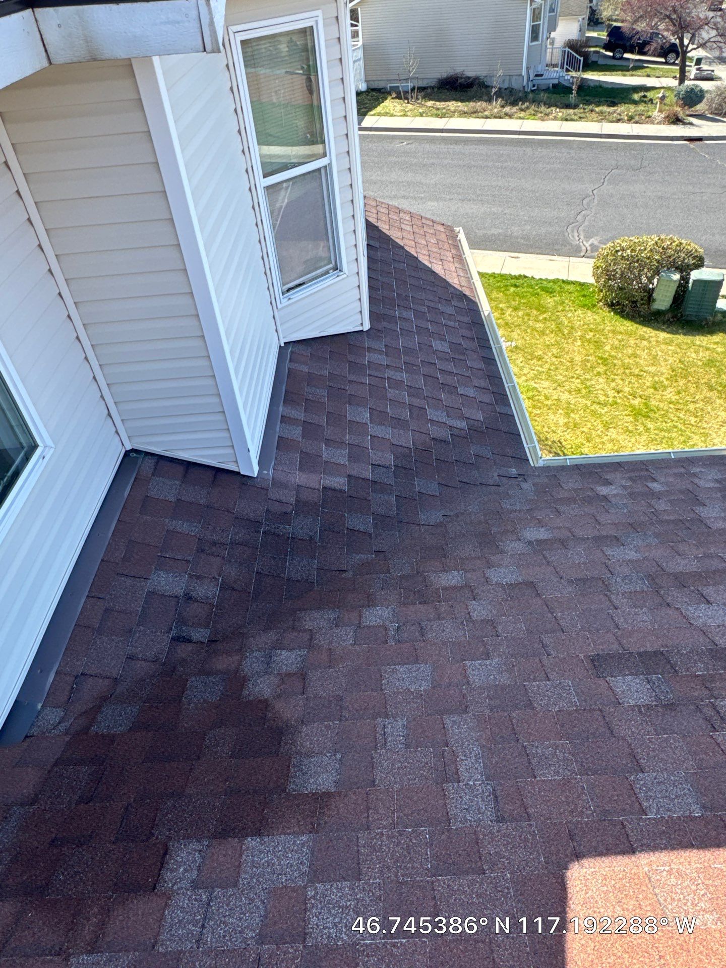 Residential Asphalt Shingle Roof Replacement and Sheathing Repair in Pullman by Alpine Roofing