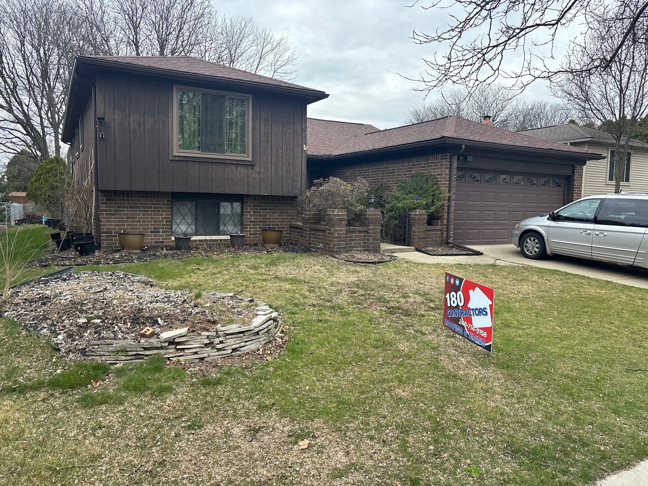Siding Installation using Ascend 7" Composite Flagship Brown by 180 Contractors
