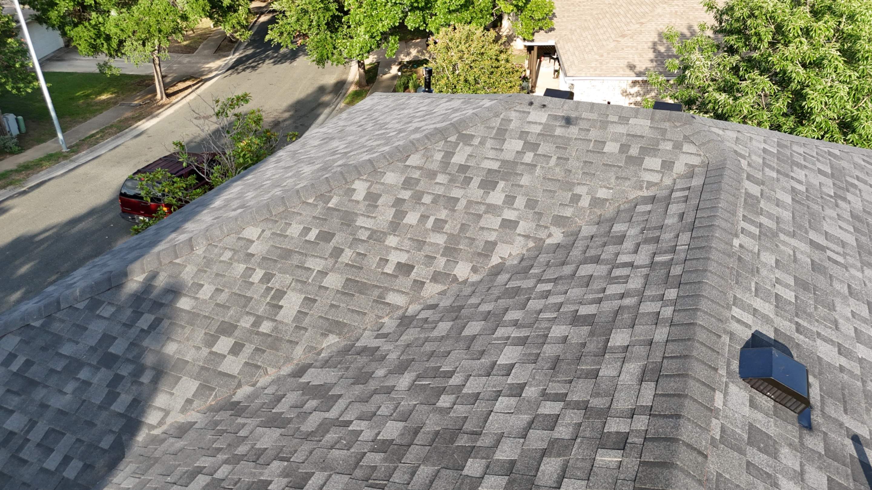 Onyx Black - Owens Corning TruDefinition Duration by RoofsOnly.com