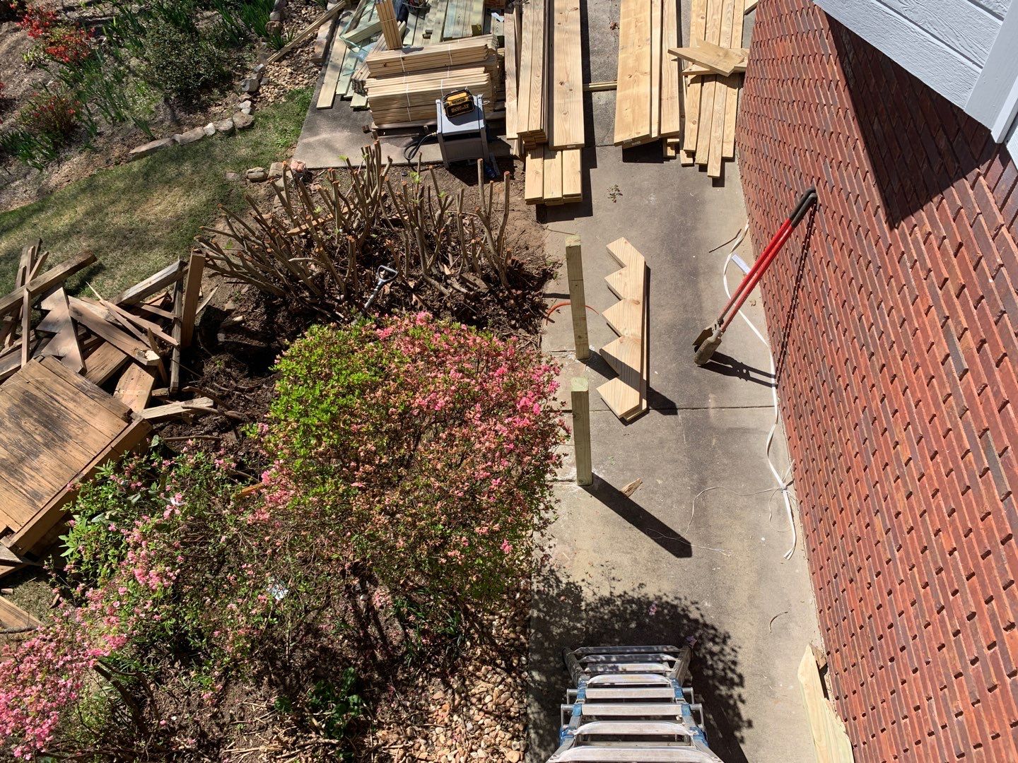 Shades Pointe Lane - Deck Installation  by Pillar and Pine