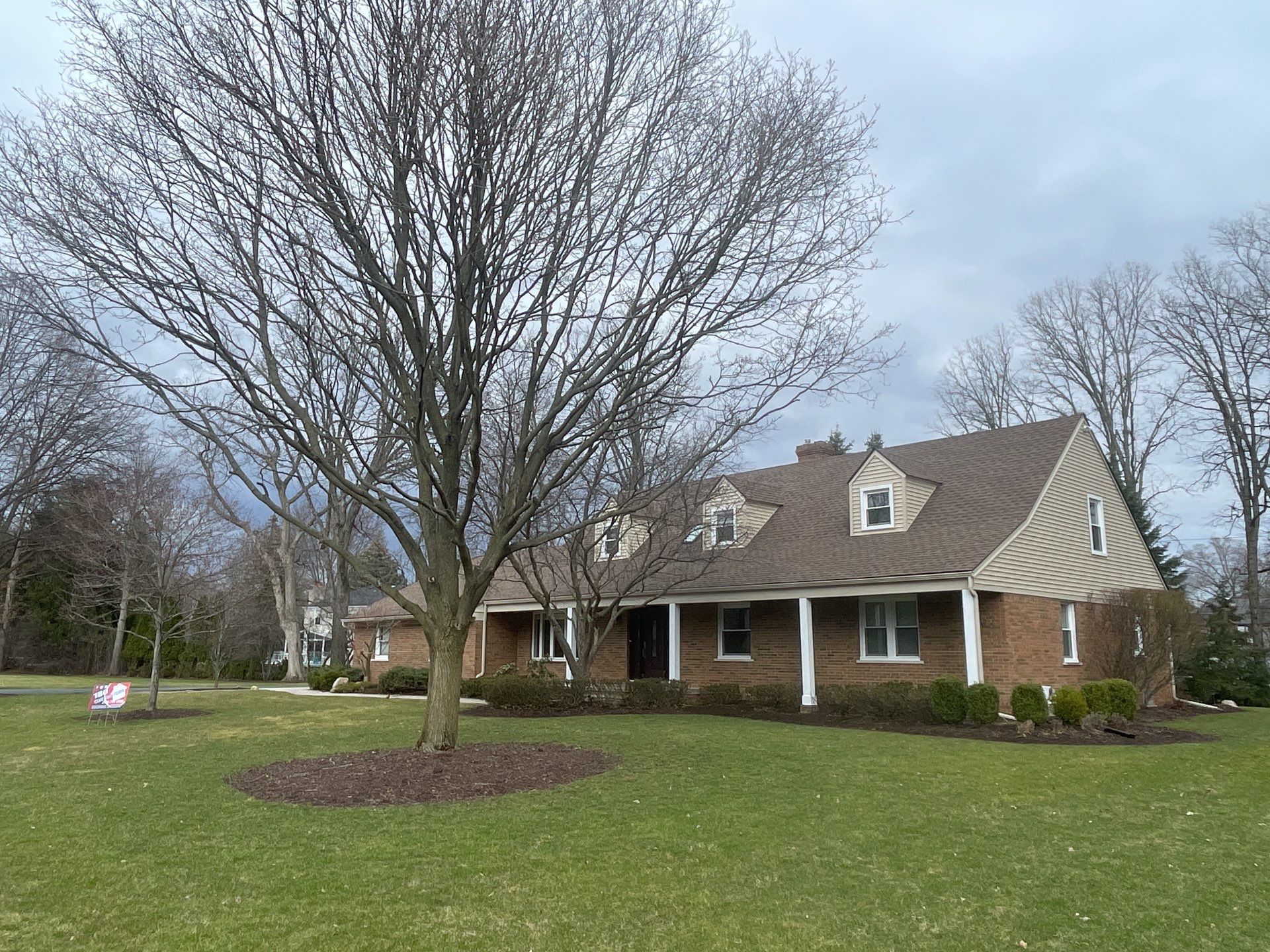 Siding Replacement using CertainTeed Restoration Classis D4 by 180 Contractors