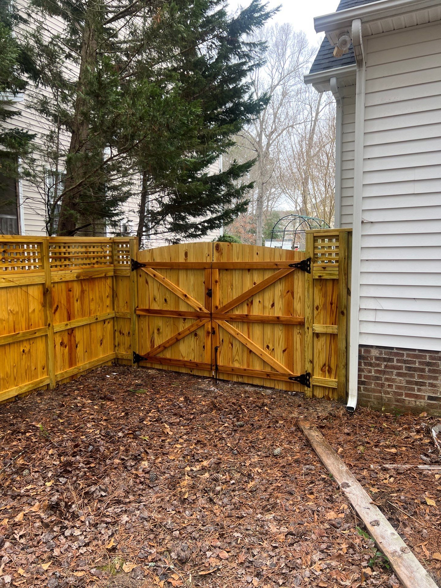 Fence using Wood Sealant by DuraSeal