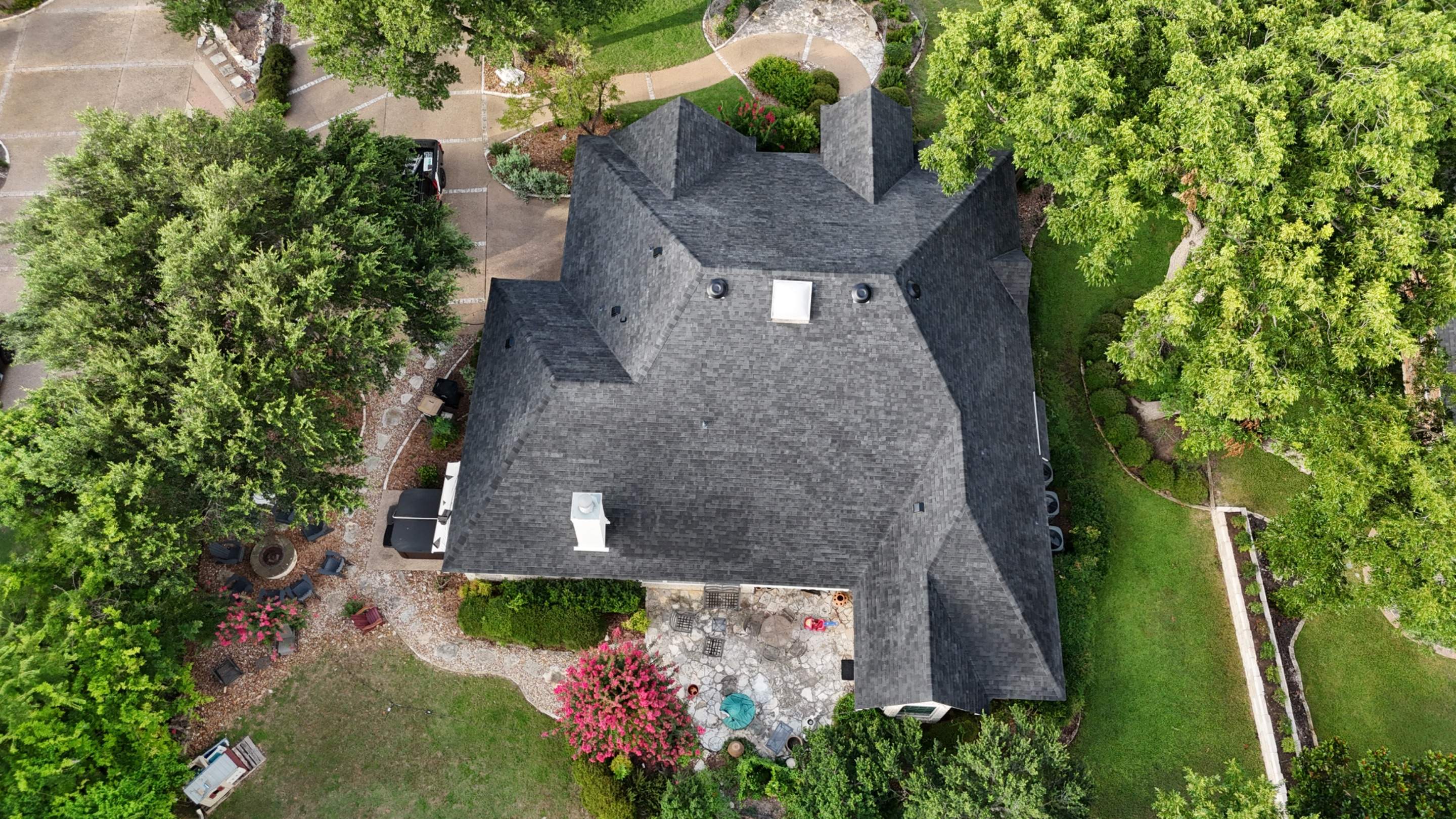 Brilliant Black - Malarkey Vista by RoofsOnly.com